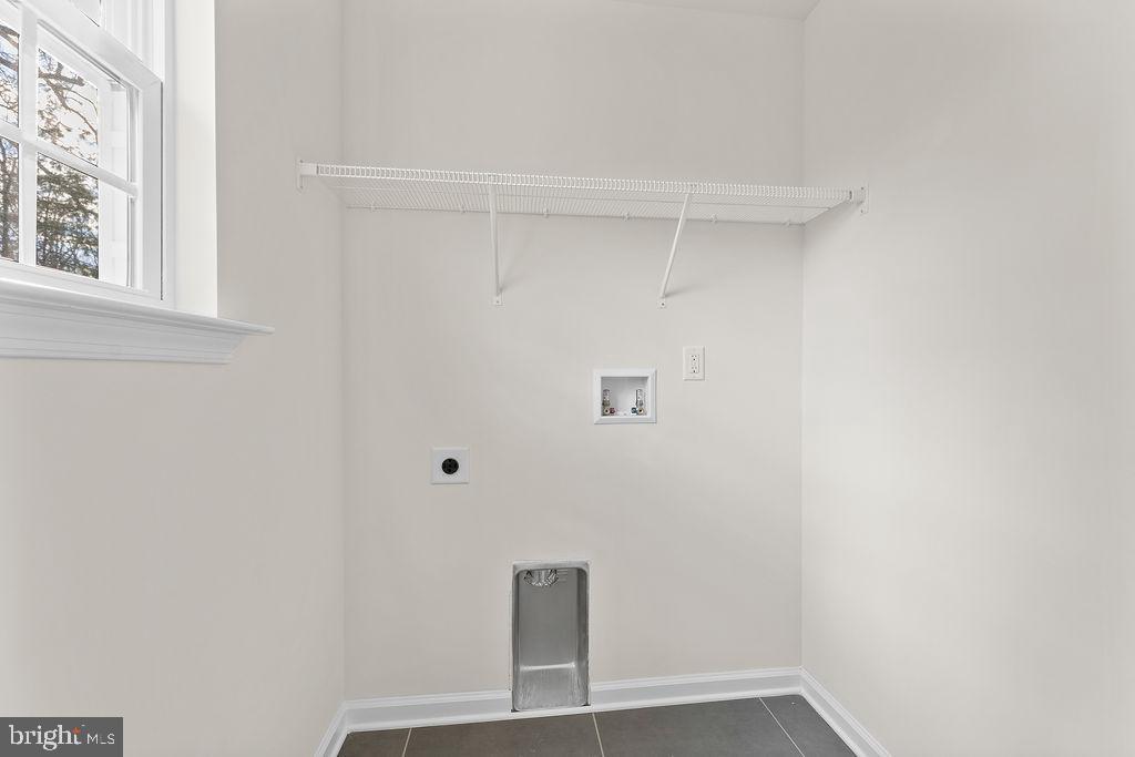 6014 COURTHOUSE RD, SPOTSYLVANIA, Virginia 22551, 5 Bedrooms Bedrooms, ,3 BathroomsBathrooms,Residential,For sale,6014 COURTHOUSE RD,VASP2039394 MLS # VASP2039394