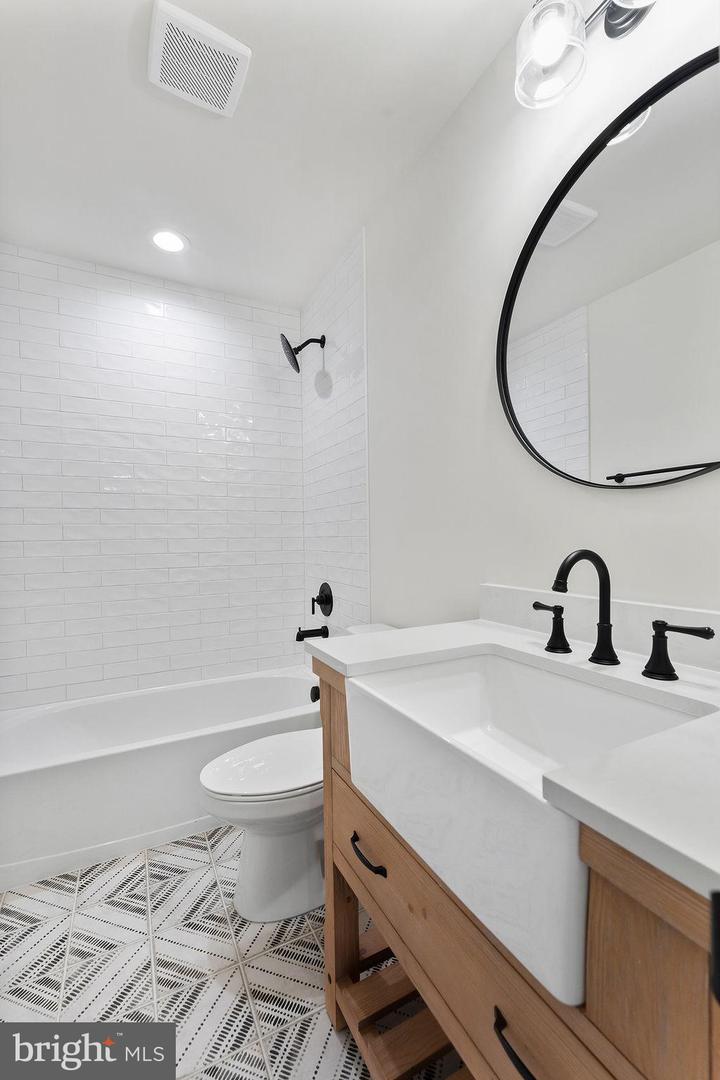 6014 COURTHOUSE RD, SPOTSYLVANIA, Virginia 22551, 5 Bedrooms Bedrooms, ,3 BathroomsBathrooms,Residential,For sale,6014 COURTHOUSE RD,VASP2039394 MLS # VASP2039394