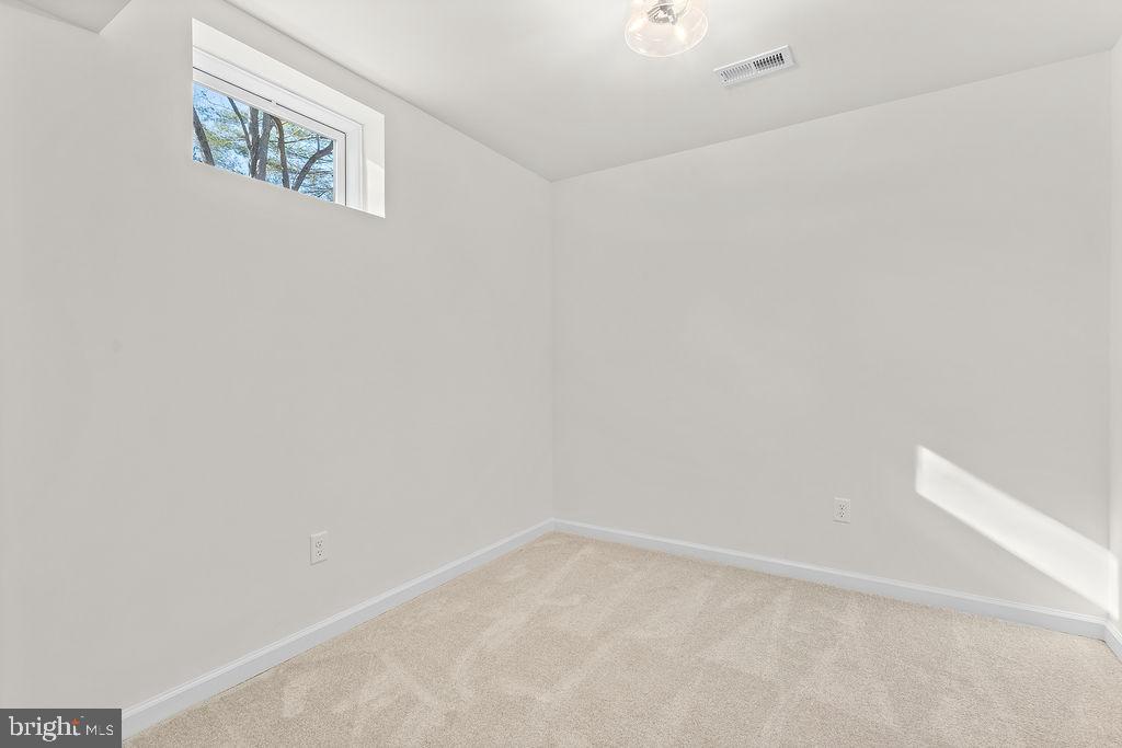 6014 COURTHOUSE RD, SPOTSYLVANIA, Virginia 22551, 5 Bedrooms Bedrooms, ,3 BathroomsBathrooms,Residential,For sale,6014 COURTHOUSE RD,VASP2039394 MLS # VASP2039394