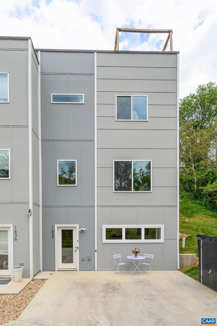 1638 RIALTO ST, CHARLOTTESVILLE, Virginia 22902, 3 Bedrooms Bedrooms, ,3 BathroomsBathrooms,Residential,For sale,1638 RIALTO ST,673462 MLS # 673462