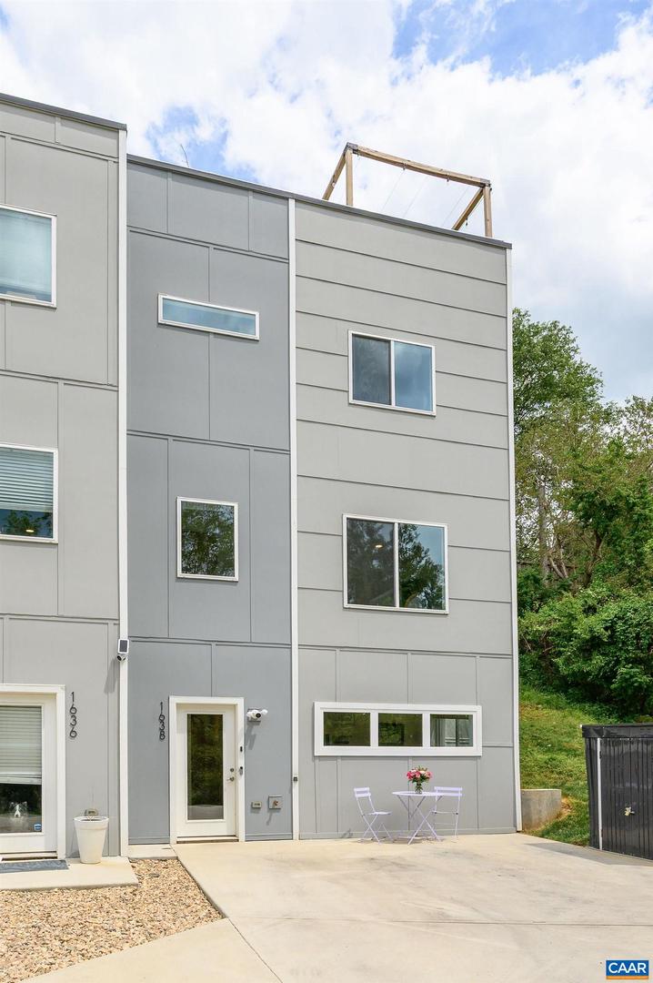 1638 RIALTO ST, CHARLOTTESVILLE, Virginia 22902, 3 Bedrooms Bedrooms, ,3 BathroomsBathrooms,Residential,For sale,1638 RIALTO ST,673462 MLS # 673462