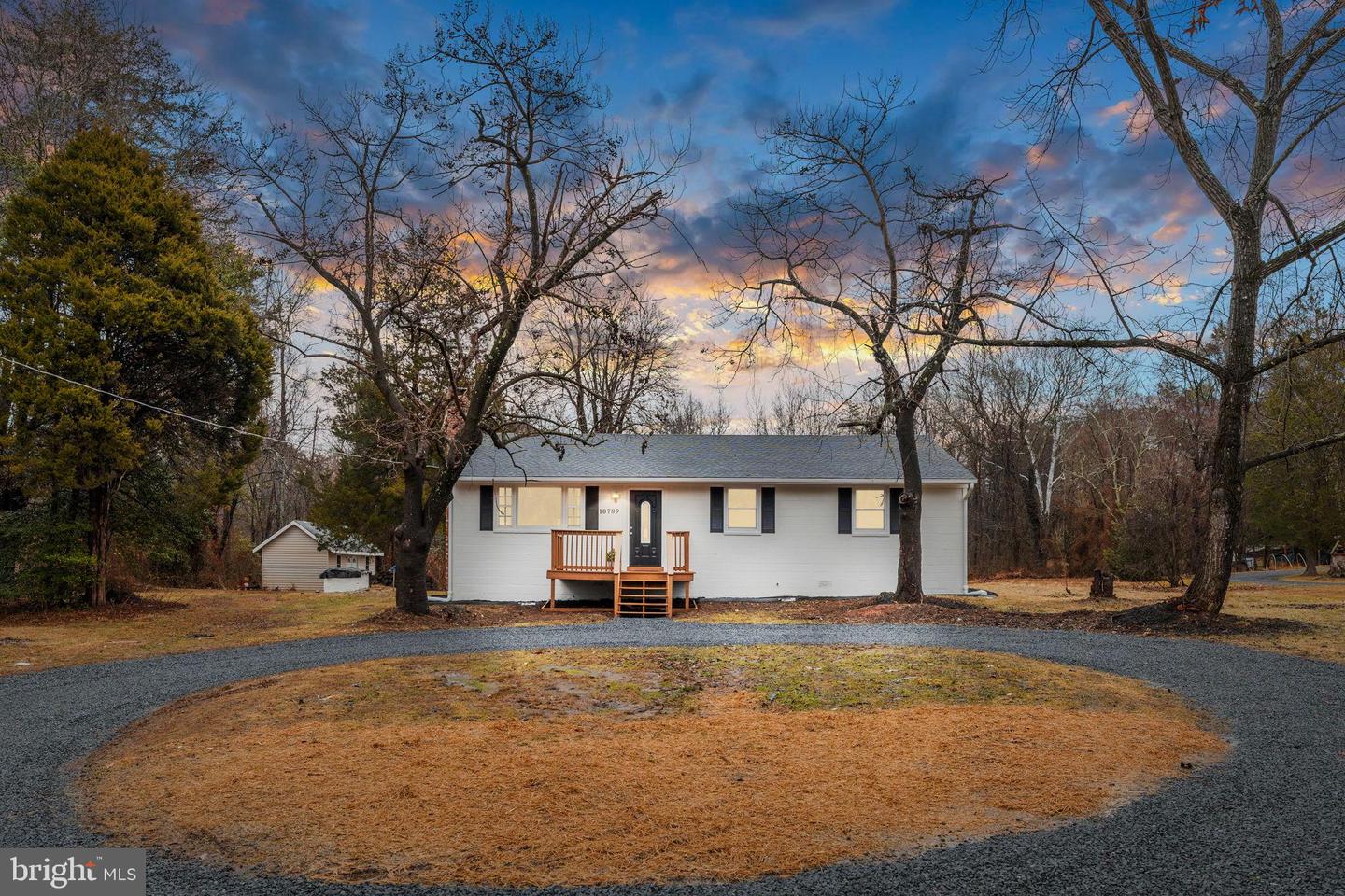 10789 BRENT TOWN RD, CATLETT, Virginia 20119, 3 Bedrooms Bedrooms, 5 Rooms Rooms,2 BathroomsBathrooms,Residential,For sale,10789 BRENT TOWN RD,VAFQ2020638 MLS # VAFQ2020638