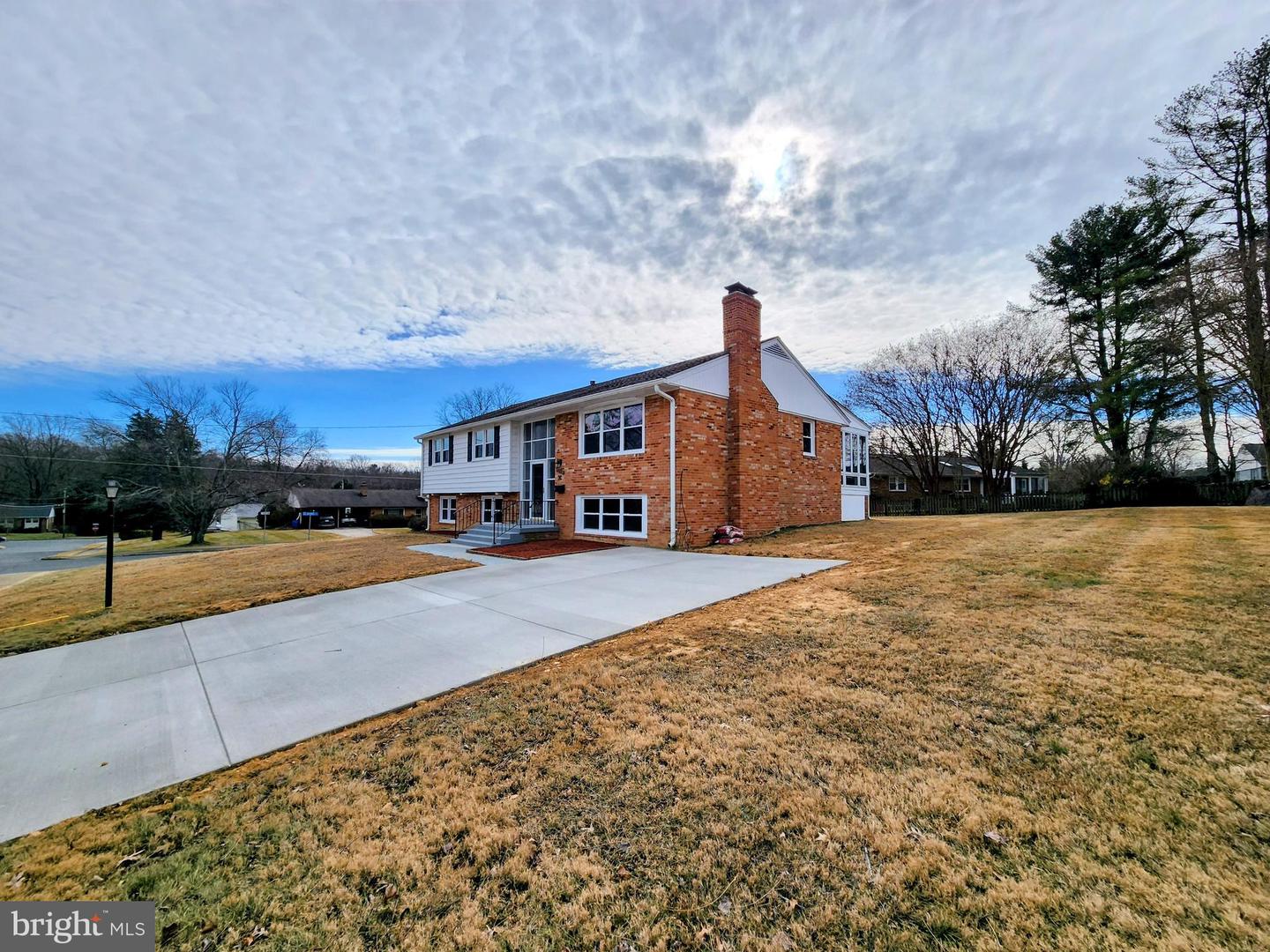 10705 AMES ST, FAIRFAX, Virginia 22032, 5 Bedrooms Bedrooms, ,3 BathroomsBathrooms,Residential,For sale,10705 AMES ST,VAFX2291870 MLS # VAFX2291870