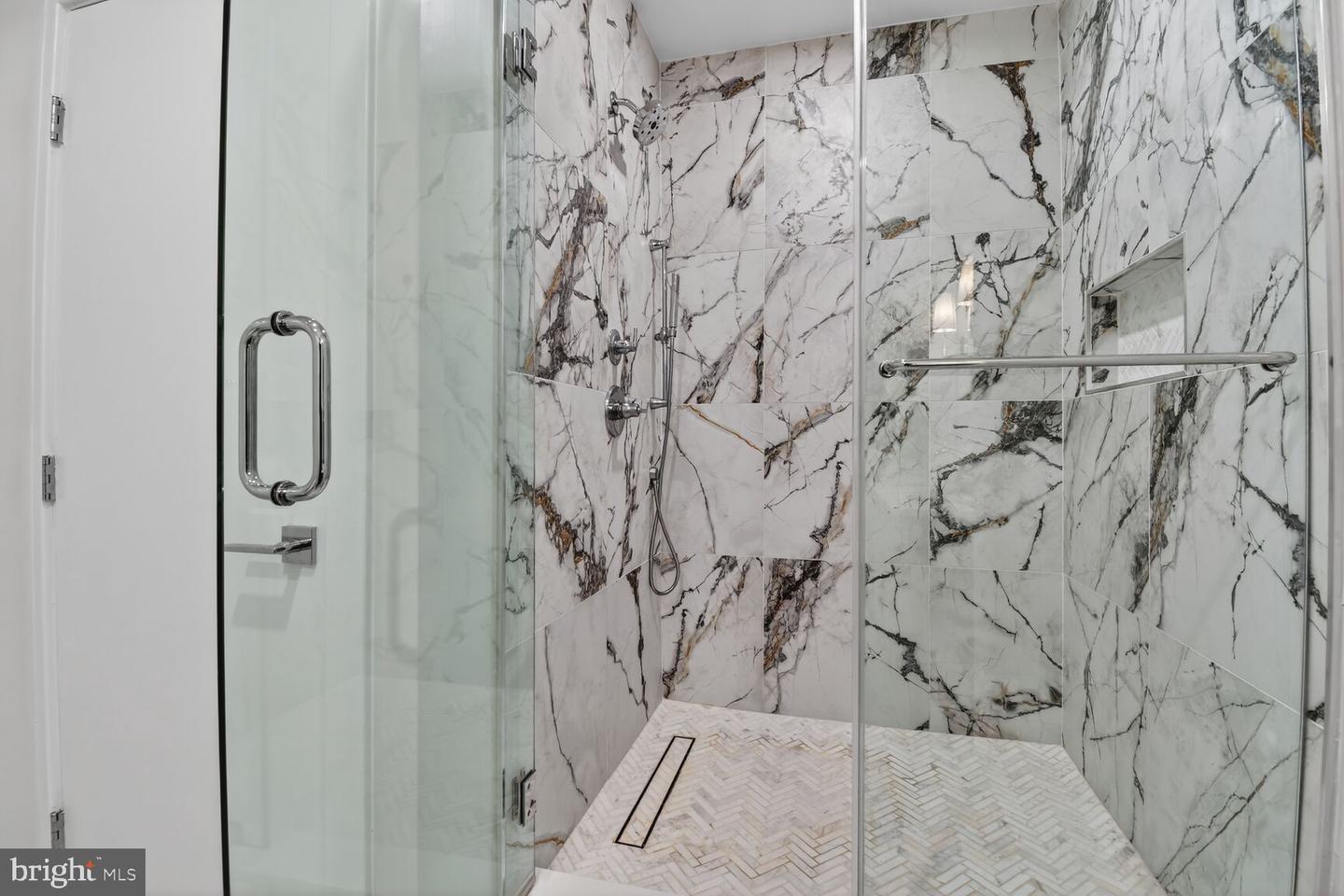 3532 1/2 13TH ST NW #2, WASHINGTON, District Of Columbia 20010, 3 Bedrooms Bedrooms, ,3 BathroomsBathrooms,Residential,For sale,3532 1/2 13TH ST NW #2,DCDC2246978 MLS # DCDC2246978