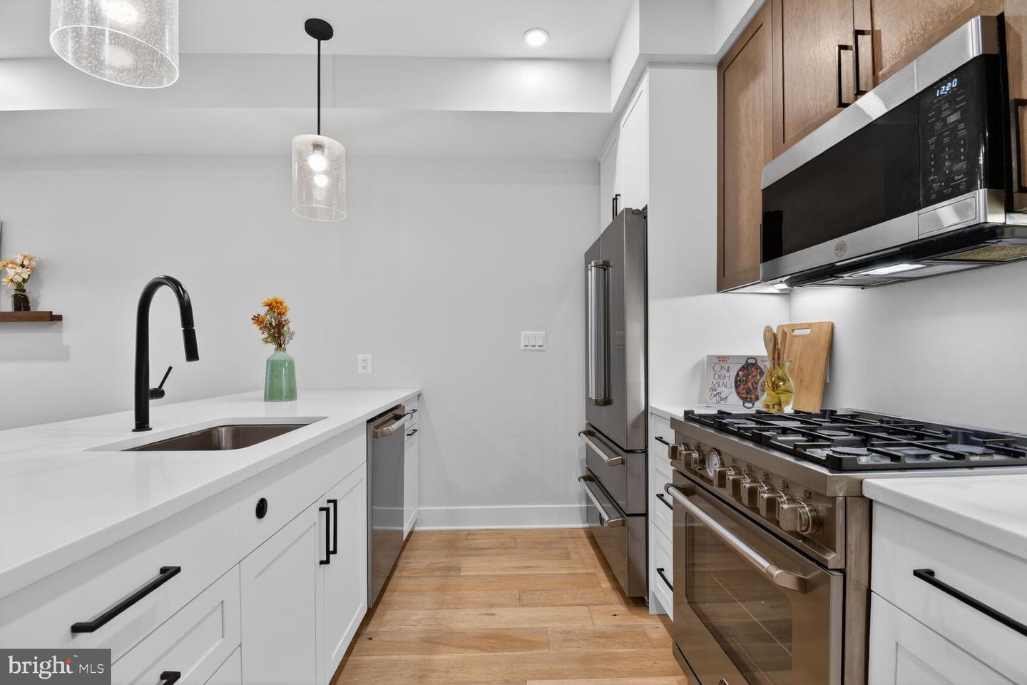 3532 1/2 13TH ST NW #2, WASHINGTON, District Of Columbia 20010, 3 Bedrooms Bedrooms, ,3 BathroomsBathrooms,Residential,For sale,3532 1/2 13TH ST NW #2,DCDC2246978 MLS # DCDC2246978