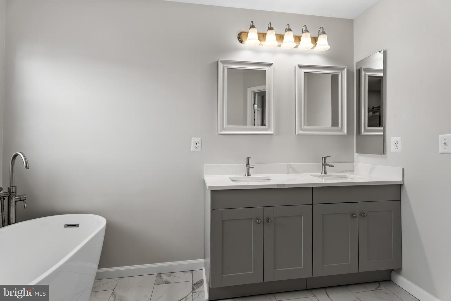 8932 CLARET WAY, BRISTOW, Virginia 20136, 4 Bedrooms Bedrooms, ,3 BathroomsBathrooms,Residential,For sale,8932 CLARET WAY,VAPW2112890 MLS # VAPW2112890