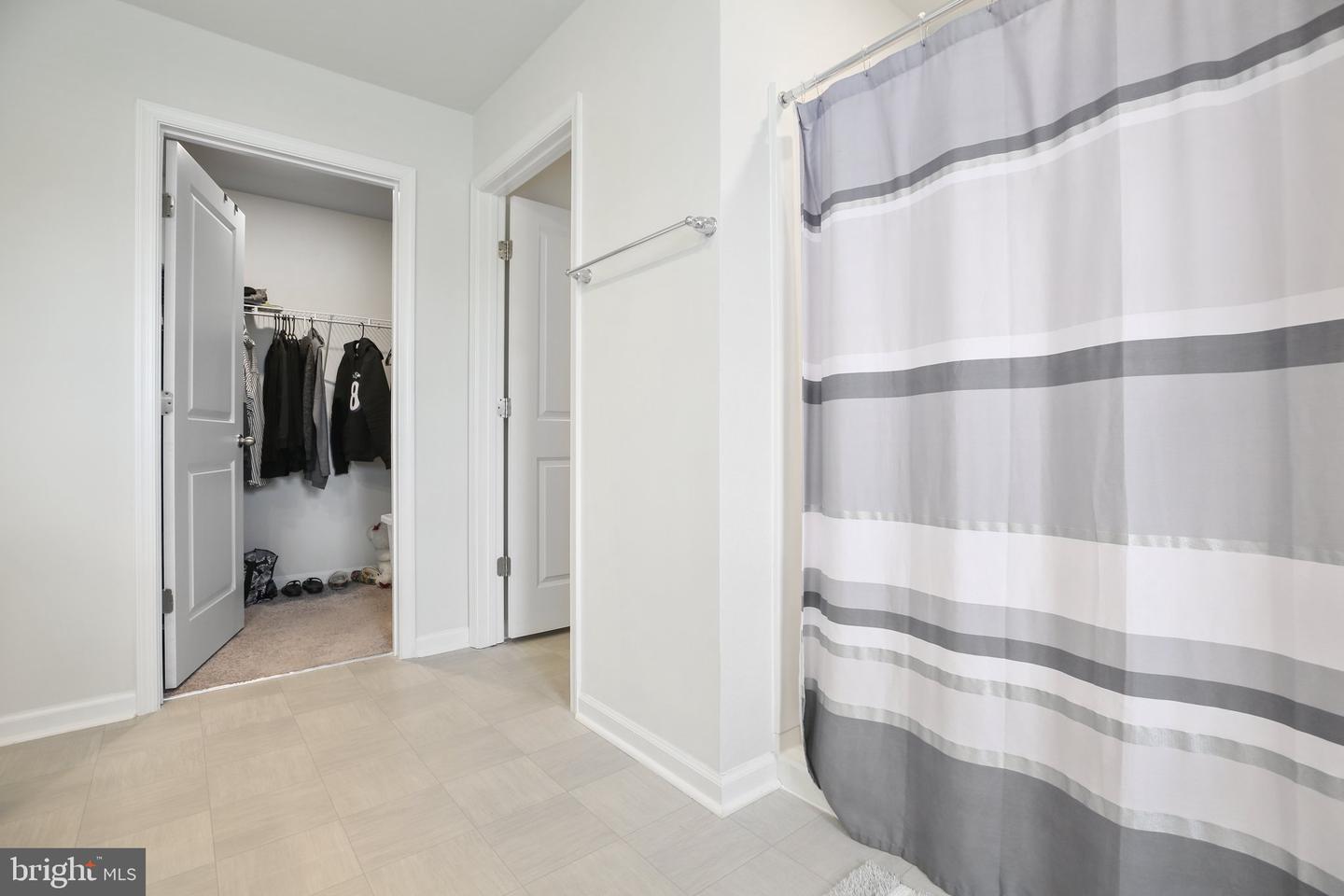 17447 JACKSON DR, BOWLING GREEN, Virginia 22427, 5 Bedrooms Bedrooms, ,3 BathroomsBathrooms,Residential,For sale,17447 JACKSON DR,VACV2009562 MLS # VACV2009562