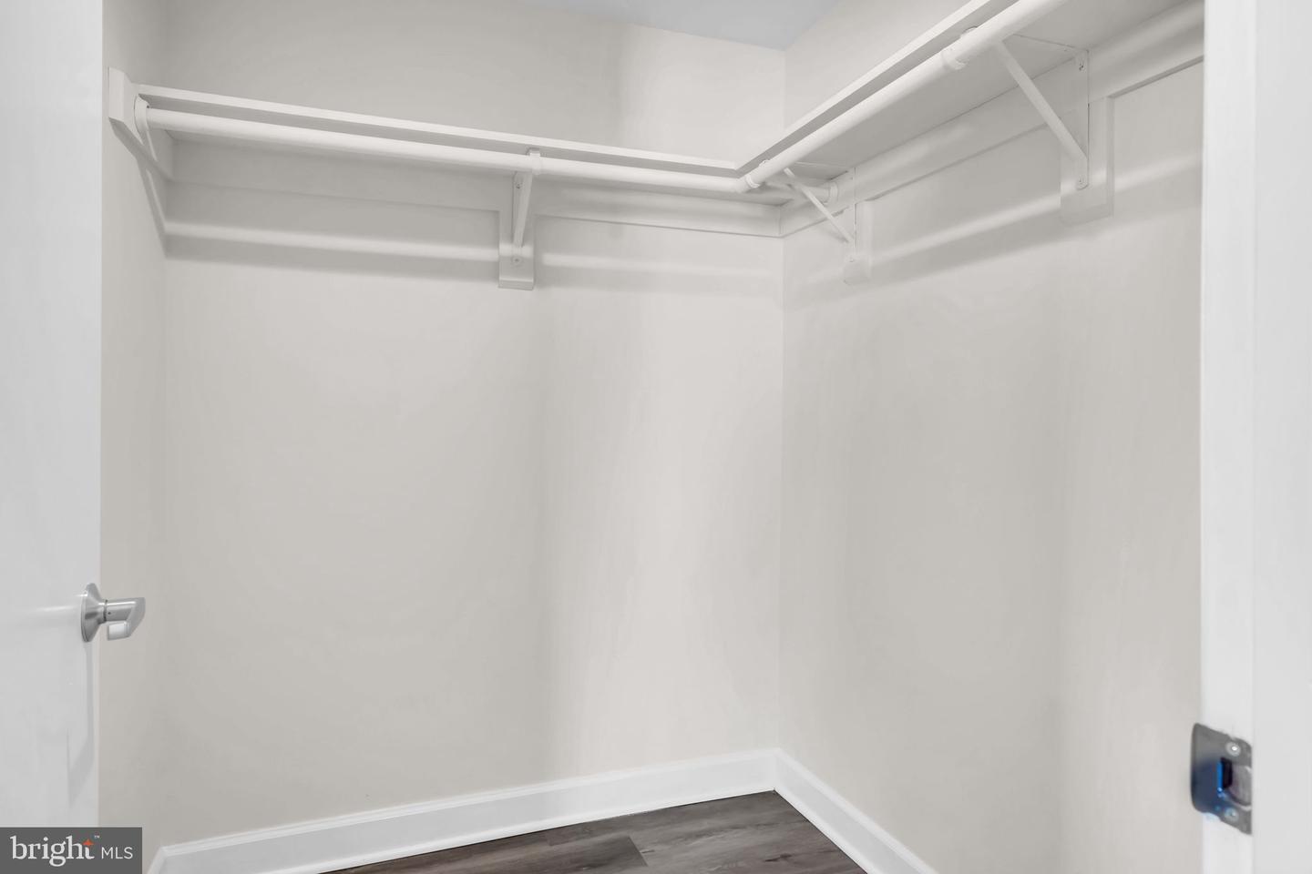 1800 28TH PL SE #201, WASHINGTON, District Of Columbia 20020, 3 Bedrooms Bedrooms, ,2 BathroomsBathrooms,Residential,For sale,1800 28TH PL SE #201,DCDC2247008 MLS # DCDC2247008