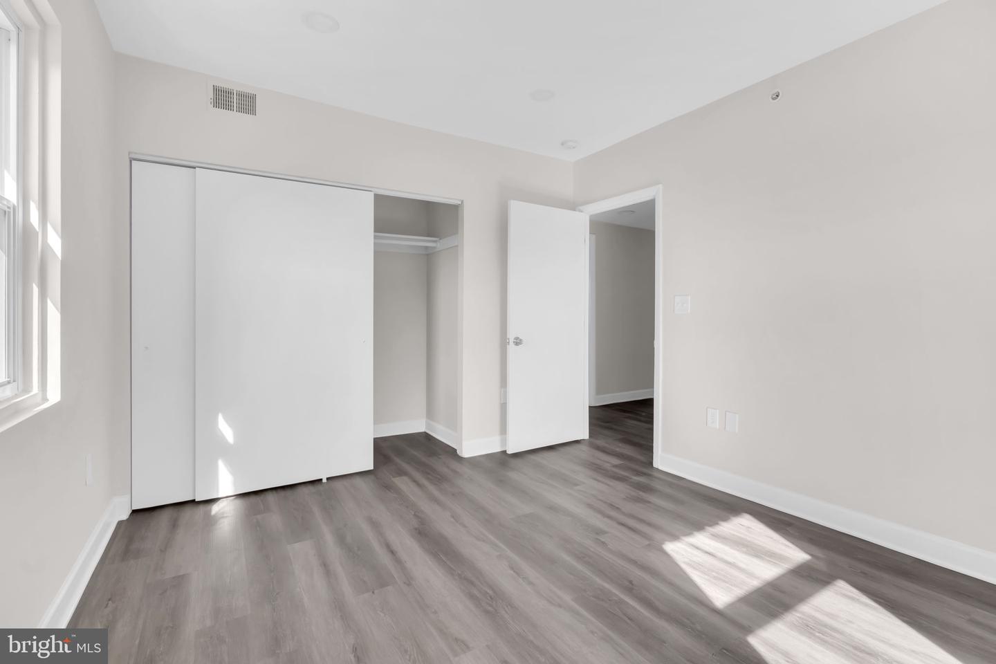 1800 28TH PL SE #201, WASHINGTON, District Of Columbia 20020, 3 Bedrooms Bedrooms, ,2 BathroomsBathrooms,Residential,For sale,1800 28TH PL SE #201,DCDC2247008 MLS # DCDC2247008