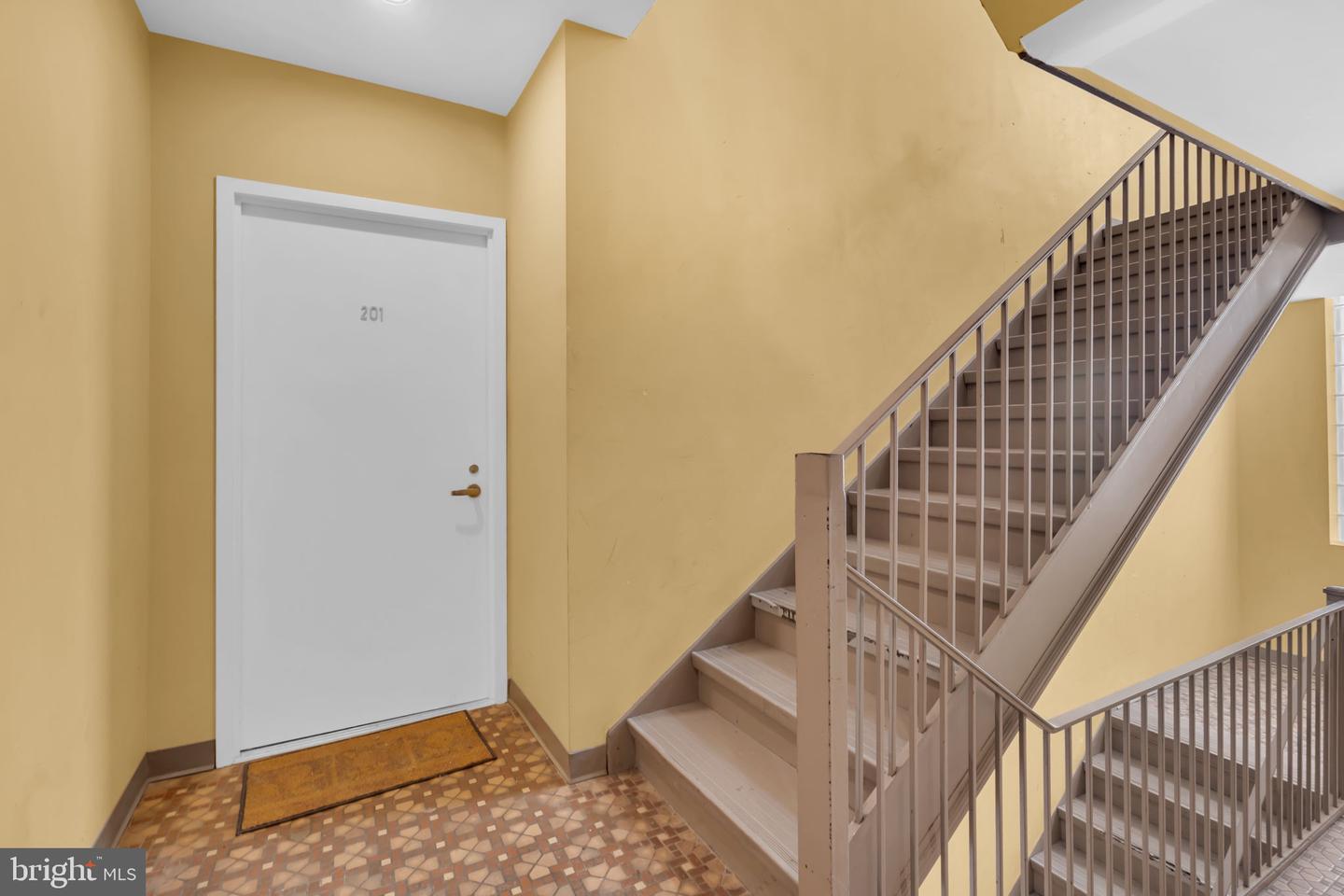 1800 28TH PL SE #201, WASHINGTON, District Of Columbia 20020, 3 Bedrooms Bedrooms, ,2 BathroomsBathrooms,Residential,For sale,1800 28TH PL SE #201,DCDC2247008 MLS # DCDC2247008