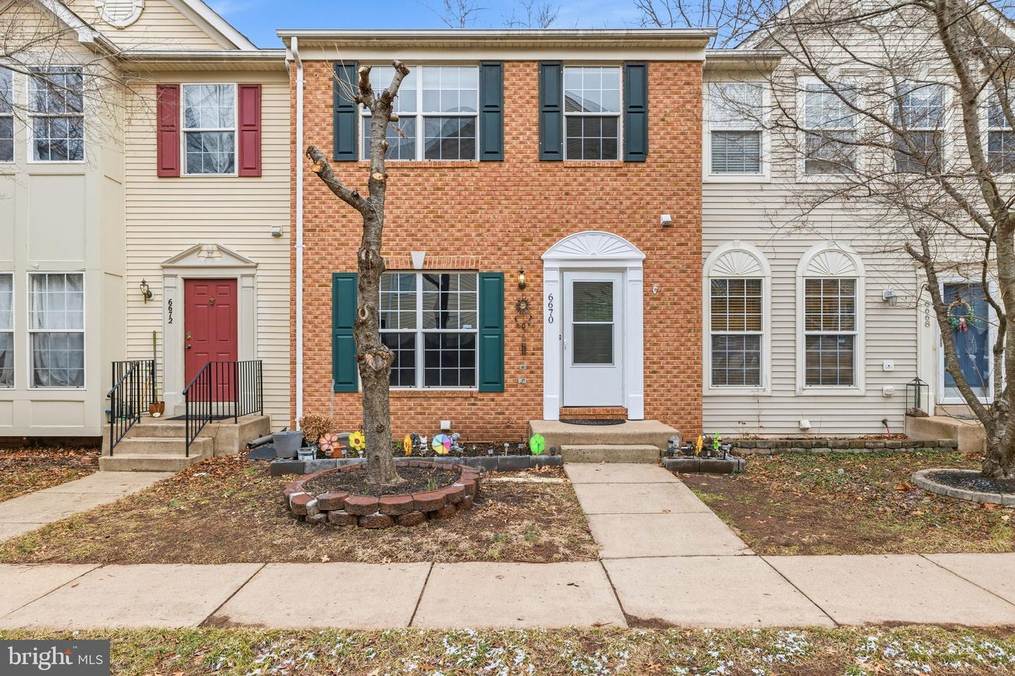 6670 RODERICK LOOP, GAINESVILLE, Virginia 20155, 4 Bedrooms Bedrooms, ,3 BathroomsBathrooms,Residential,For sale,6670 RODERICK LOOP,VAPW2112896 MLS # VAPW2112896