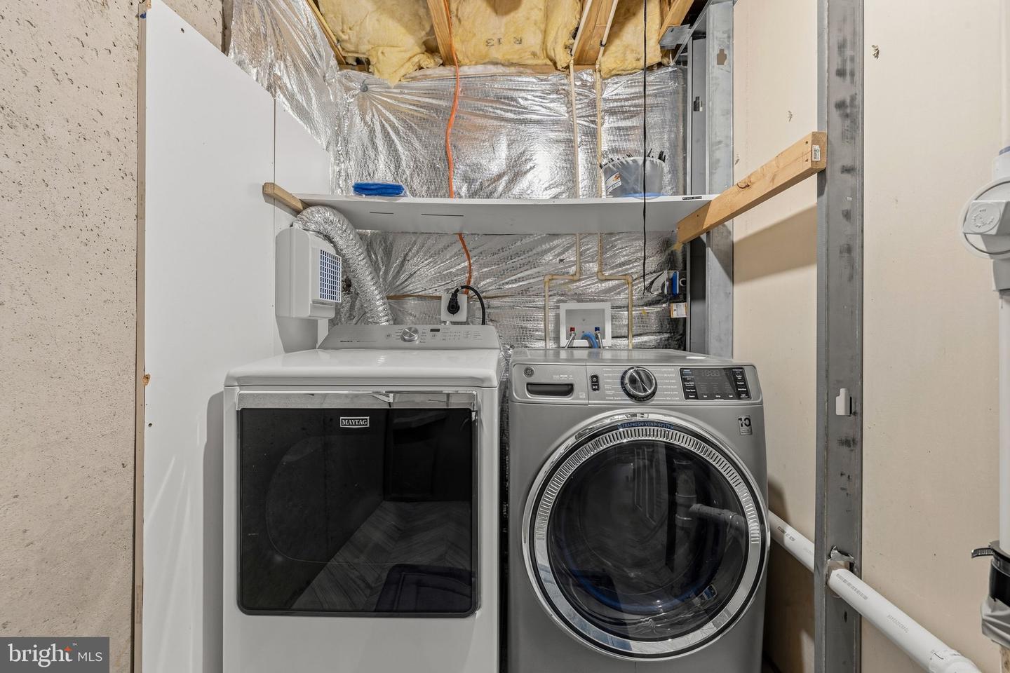 6670 RODERICK LOOP, GAINESVILLE, Virginia 20155, 4 Bedrooms Bedrooms, ,3 BathroomsBathrooms,Residential,For sale,6670 RODERICK LOOP,VAPW2112896 MLS # VAPW2112896