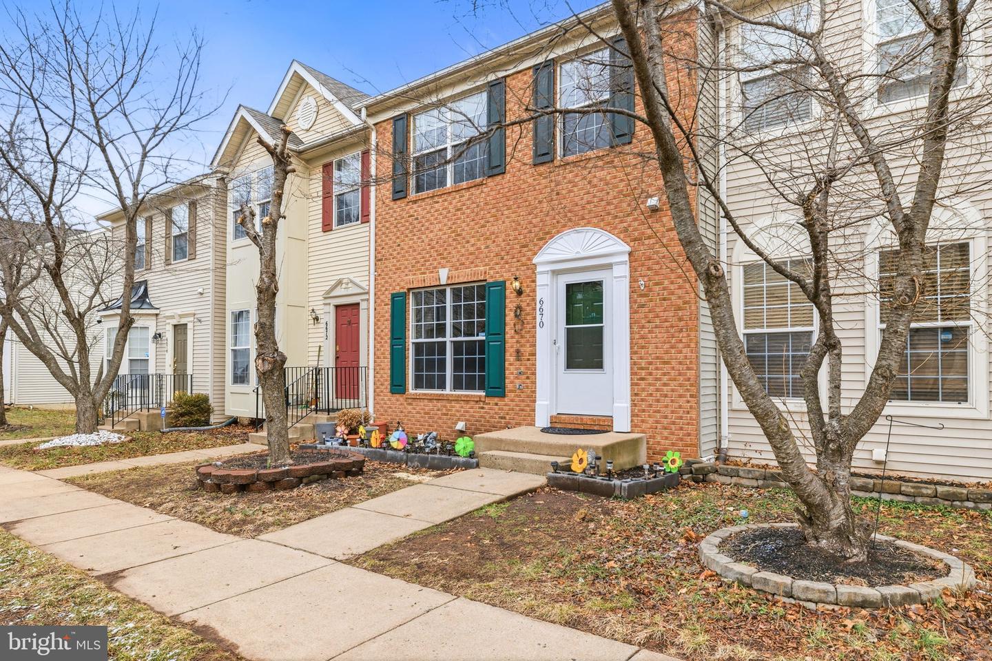 6670 RODERICK LOOP, GAINESVILLE, Virginia 20155, 4 Bedrooms Bedrooms, ,3 BathroomsBathrooms,Residential,For sale,6670 RODERICK LOOP,VAPW2112896 MLS # VAPW2112896