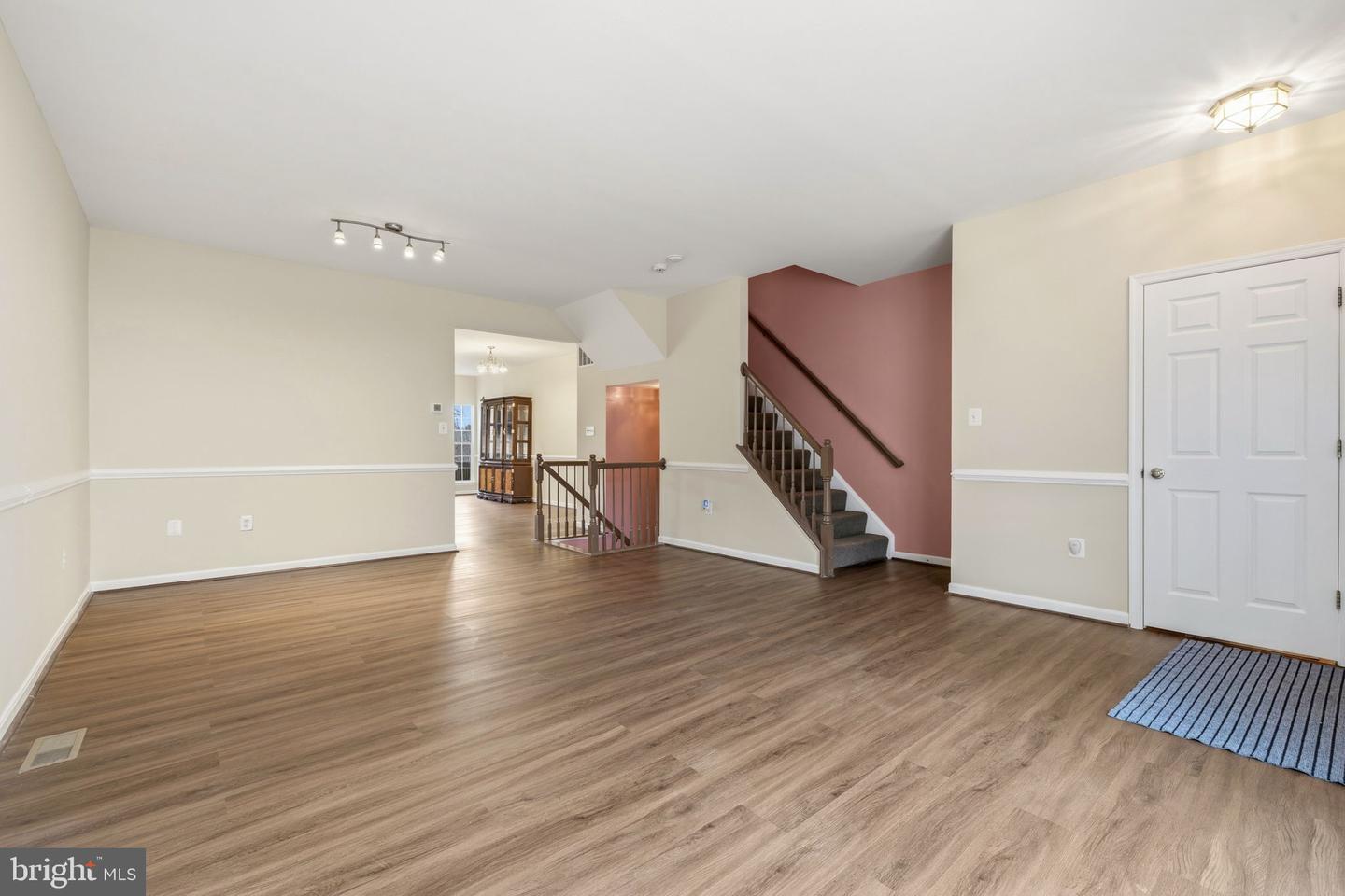 6670 RODERICK LOOP, GAINESVILLE, Virginia 20155, 4 Bedrooms Bedrooms, ,3 BathroomsBathrooms,Residential,For sale,6670 RODERICK LOOP,VAPW2112896 MLS # VAPW2112896