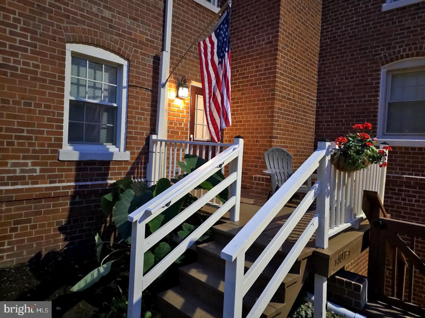1407 E ABINGDON DR #1, ALEXANDRIA, Virginia 22314, 1 Bedroom Bedrooms, 5 Rooms Rooms,1 BathroomBathrooms,Residential,For sale,1407 E ABINGDON DR #1,VAAX2054324 MLS # VAAX2054324