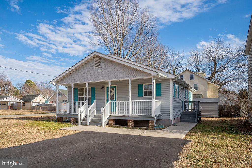 200 5TH ST, COLONIAL BEACH, Virginia 22443, 3 Bedrooms Bedrooms, 5 Rooms Rooms,2 BathroomsBathrooms,Residential,For sale,200 5TH ST,VAWE2010534 MLS # VAWE2010534