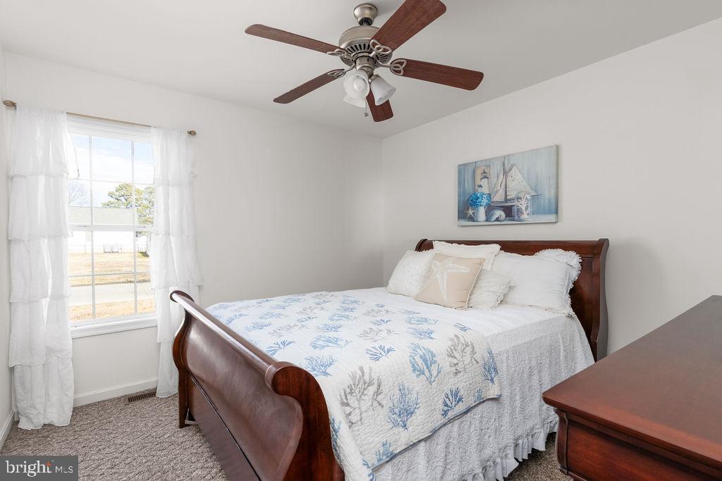 200 5TH ST, COLONIAL BEACH, Virginia 22443, 3 Bedrooms Bedrooms, 5 Rooms Rooms,2 BathroomsBathrooms,Residential,For sale,200 5TH ST,VAWE2010534 MLS # VAWE2010534