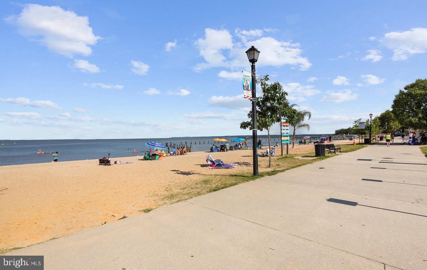 200 5TH ST, COLONIAL BEACH, Virginia 22443, 3 Bedrooms Bedrooms, 5 Rooms Rooms,2 BathroomsBathrooms,Residential,For sale,200 5TH ST,VAWE2010534 MLS # VAWE2010534