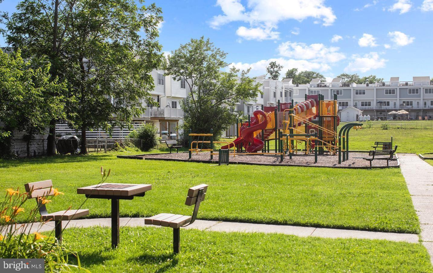 200 5TH ST, COLONIAL BEACH, Virginia 22443, 3 Bedrooms Bedrooms, 5 Rooms Rooms,2 BathroomsBathrooms,Residential,For sale,200 5TH ST,VAWE2010534 MLS # VAWE2010534