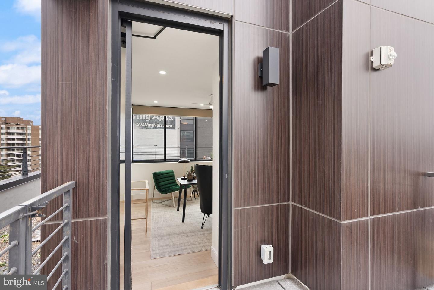 4111 CONNECTICUT AVE NW #PH604, WASHINGTON, District Of Columbia 20008, 2 Bedrooms Bedrooms, ,2 BathroomsBathrooms,Residential,For sale,4111 CONNECTICUT AVE NW #PH604,DCDC2247040 MLS # DCDC2247040