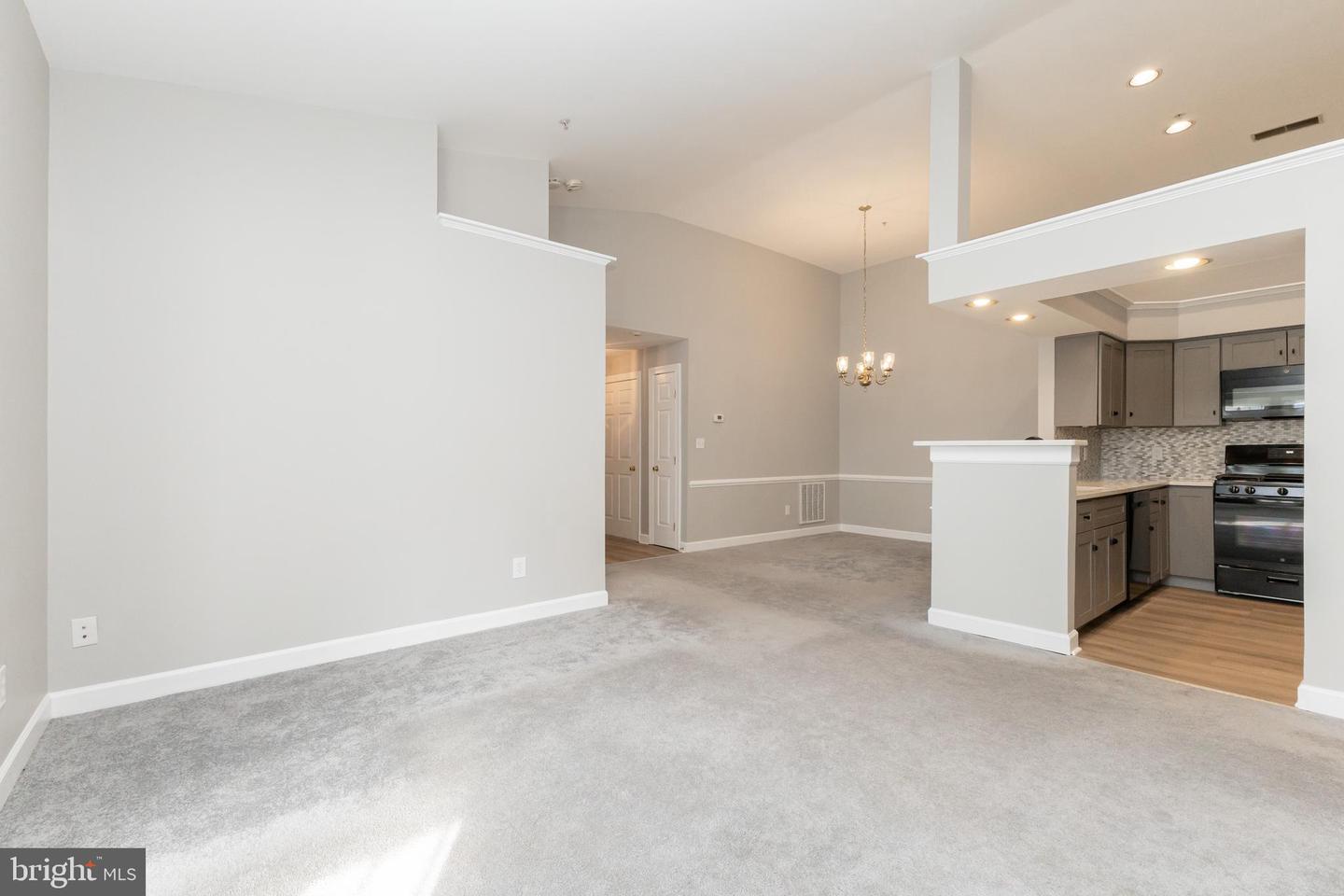 8311-K BLUEBIRD WAY #K, LORTON, Virginia 22079, 2 Bedrooms Bedrooms, 9 Rooms Rooms,2 BathroomsBathrooms,Residential,For sale,8311-K BLUEBIRD WAY #K,VAFX2291998 MLS # VAFX2291998