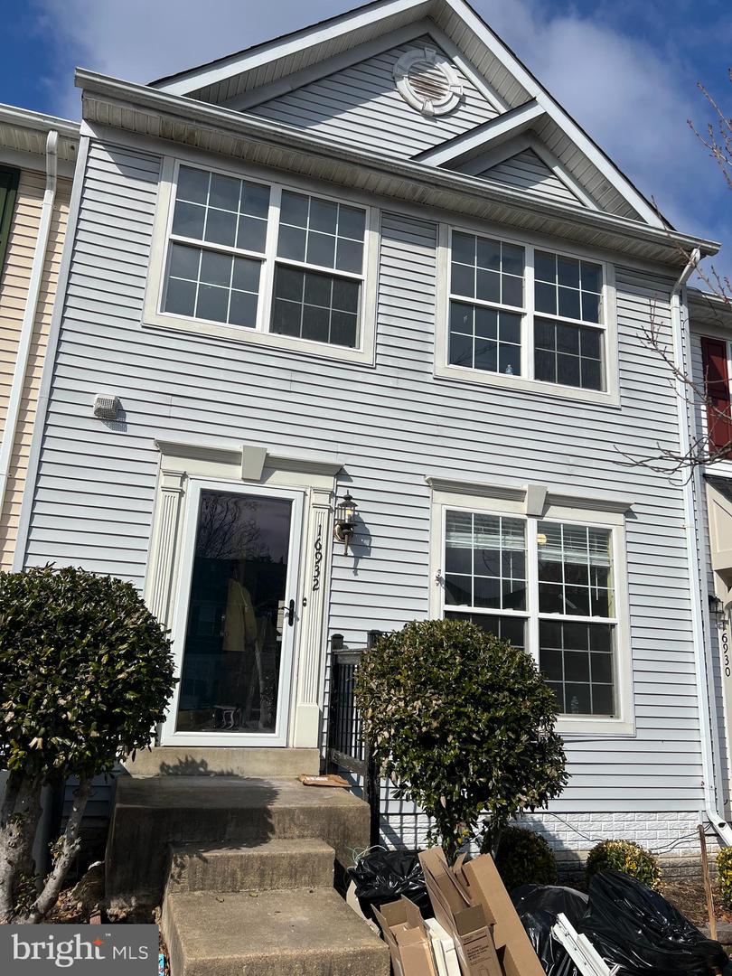 16932 TOMS RIVER LOOP, DUMFRIES, Virginia 22026, 3 Bedrooms Bedrooms, ,3 BathroomsBathrooms,Residential,For sale,16932 TOMS RIVER LOOP,VAPW2112930 MLS # VAPW2112930