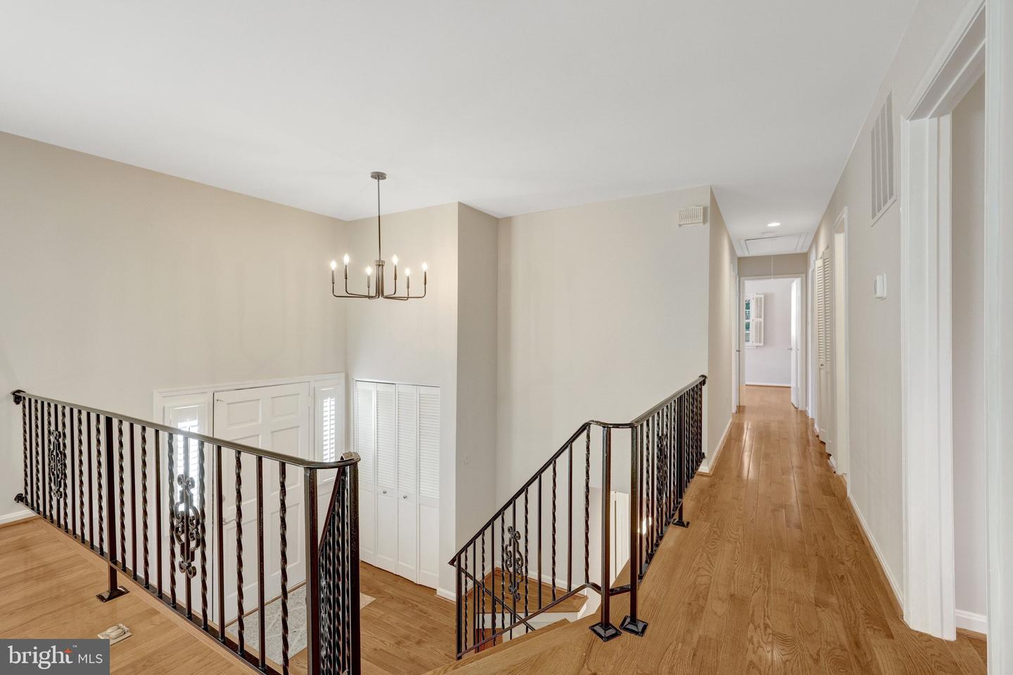 1700 HUNTS END CT, VIENNA, Virginia 22182, 4 Bedrooms Bedrooms, ,3 BathroomsBathrooms,Residential,For sale,1700 HUNTS END CT,VAFX2292032 MLS # VAFX2292032