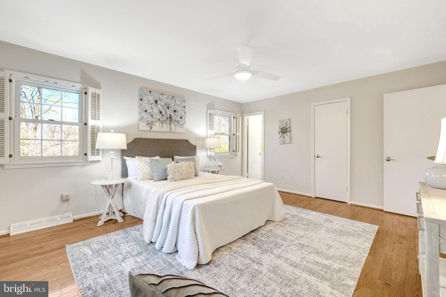 1700 HUNTS END CT, VIENNA, Virginia 22182, 4 Bedrooms Bedrooms, ,3 BathroomsBathrooms,Residential,For sale,1700 HUNTS END CT,VAFX2292032 MLS # VAFX2292032