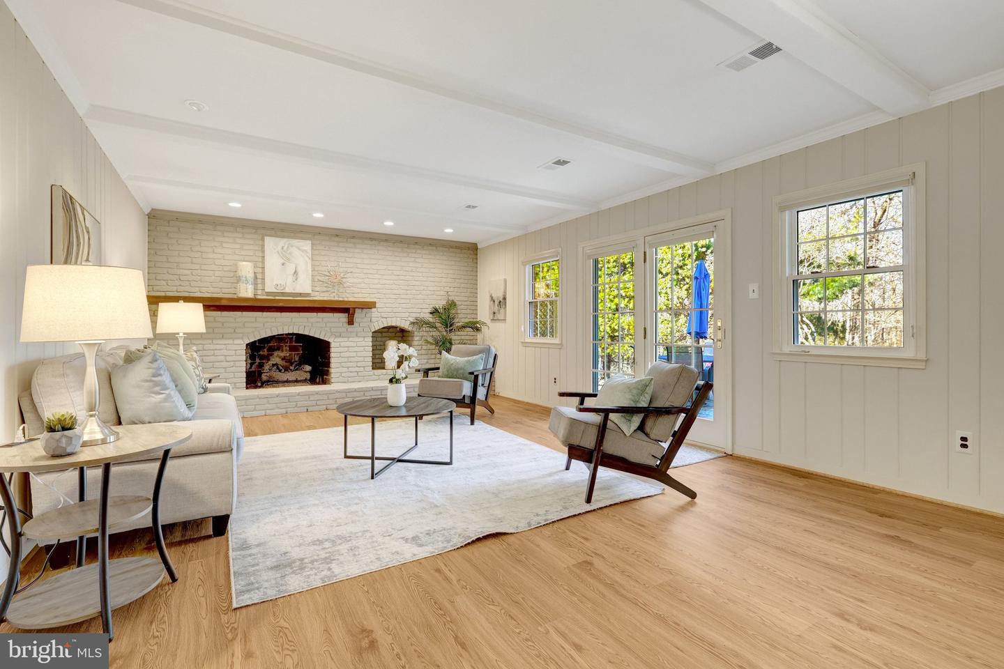 1700 HUNTS END CT, VIENNA, Virginia 22182, 4 Bedrooms Bedrooms, ,3 BathroomsBathrooms,Residential,For sale,1700 HUNTS END CT,VAFX2292032 MLS # VAFX2292032