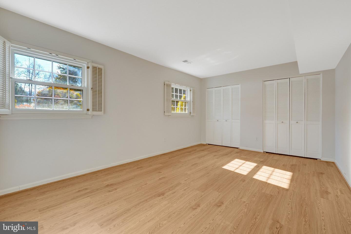 1700 HUNTS END CT, VIENNA, Virginia 22182, 4 Bedrooms Bedrooms, ,3 BathroomsBathrooms,Residential,For sale,1700 HUNTS END CT,VAFX2292032 MLS # VAFX2292032