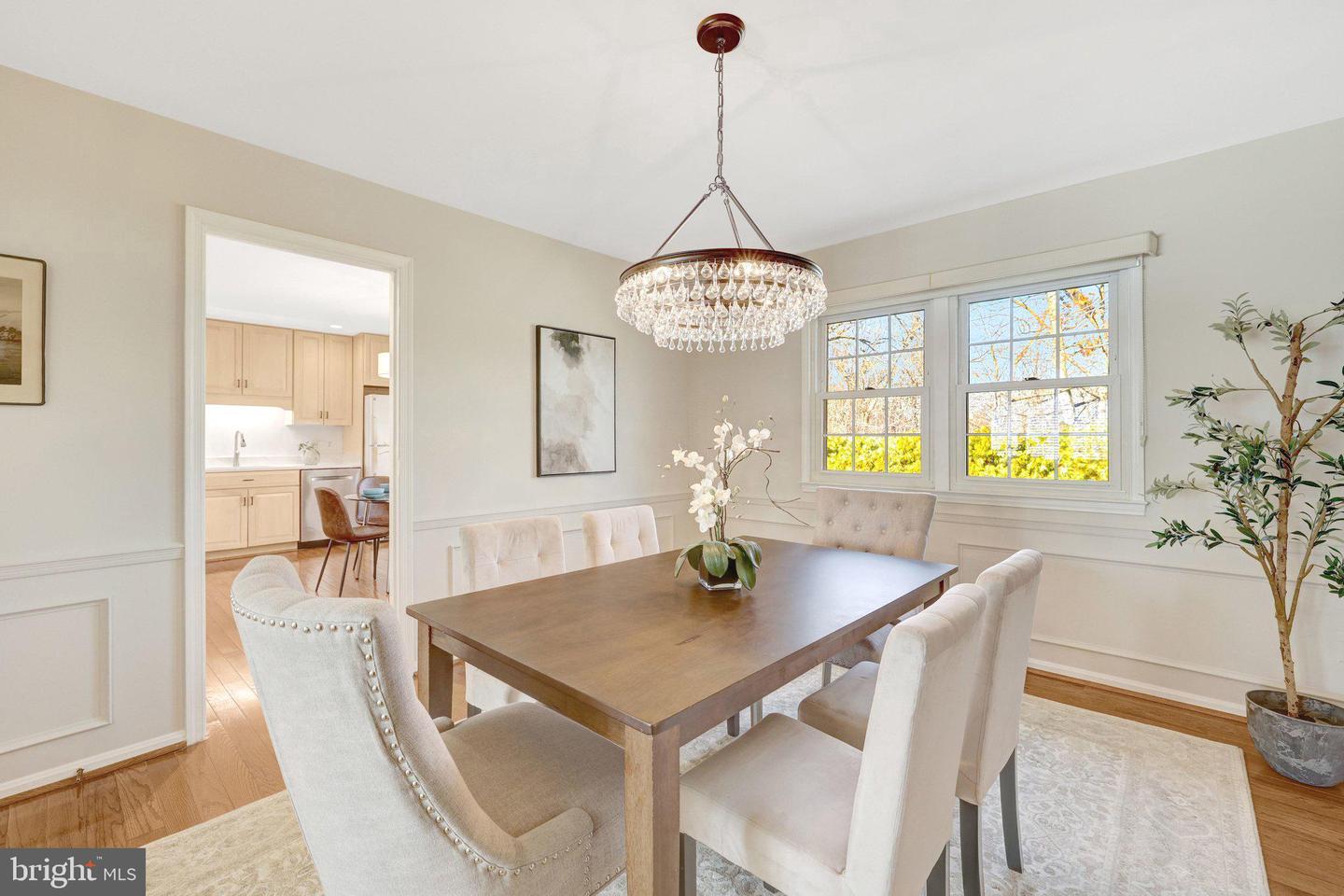 1700 HUNTS END CT, VIENNA, Virginia 22182, 4 Bedrooms Bedrooms, ,3 BathroomsBathrooms,Residential,For sale,1700 HUNTS END CT,VAFX2292032 MLS # VAFX2292032