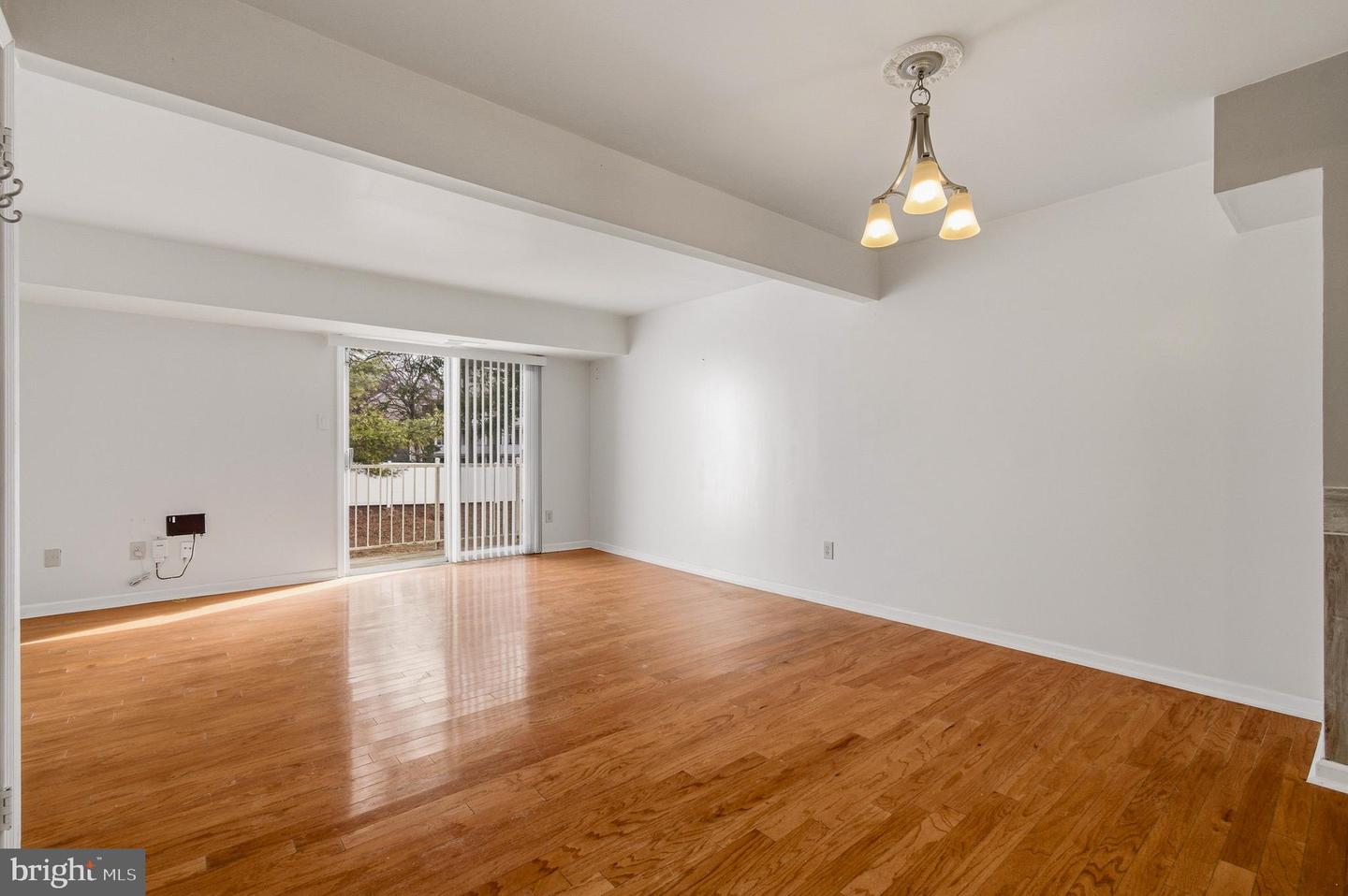 6149 STRASBURG DR, CENTREVILLE, Virginia 20121, 2 Bedrooms Bedrooms, ,1 BathroomBathrooms,Residential,For sale,6149 STRASBURG DR,VAFX2292052 MLS # VAFX2292052 6149 STRASBURG DR, CENTREVILLE, Virginia 20121, 2 Bedrooms Bedrooms, ,1 BathroomBathrooms,Residential,For sale,6149 STRASBURG DR,VAFX2292052 MLS # VAFX2292052