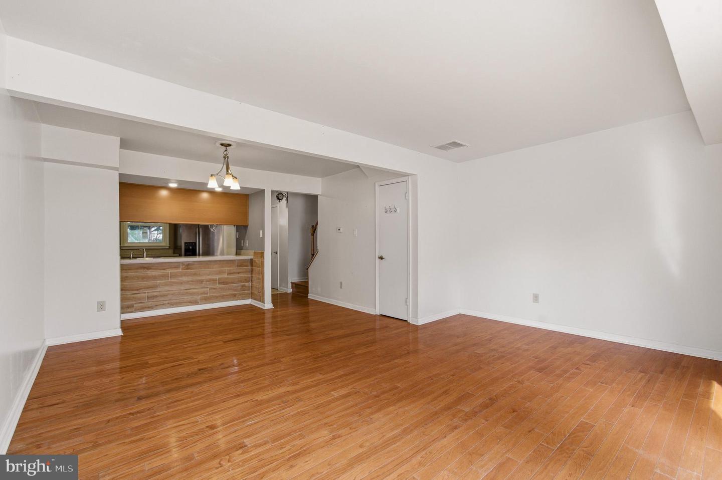 6149 STRASBURG DR, CENTREVILLE, Virginia 20121, 2 Bedrooms Bedrooms, ,1 BathroomBathrooms,Residential,For sale,6149 STRASBURG DR,VAFX2292052 MLS # VAFX2292052 6149 STRASBURG DR, CENTREVILLE, Virginia 20121, 2 Bedrooms Bedrooms, ,1 BathroomBathrooms,Residential,For sale,6149 STRASBURG DR,VAFX2292052 MLS # VAFX2292052