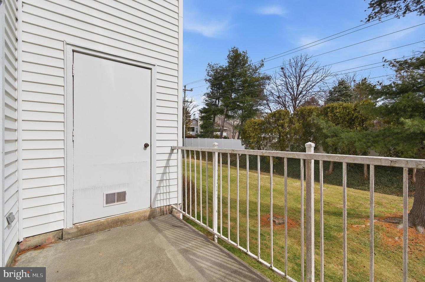 6149 STRASBURG DR, CENTREVILLE, Virginia 20121, 2 Bedrooms Bedrooms, ,1 BathroomBathrooms,Residential,For sale,6149 STRASBURG DR,VAFX2292052 MLS # VAFX2292052 6149 STRASBURG DR, CENTREVILLE, Virginia 20121, 2 Bedrooms Bedrooms, ,1 BathroomBathrooms,Residential,For sale,6149 STRASBURG DR,VAFX2292052 MLS # VAFX2292052