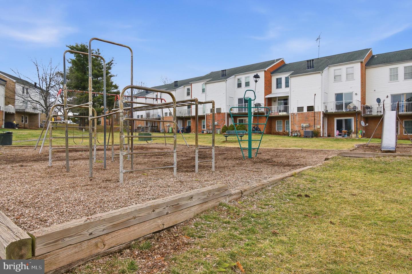 6149 STRASBURG DR, CENTREVILLE, Virginia 20121, 2 Bedrooms Bedrooms, ,1 BathroomBathrooms,Residential,For sale,6149 STRASBURG DR,VAFX2292052 MLS # VAFX2292052 6149 STRASBURG DR, CENTREVILLE, Virginia 20121, 2 Bedrooms Bedrooms, ,1 BathroomBathrooms,Residential,For sale,6149 STRASBURG DR,VAFX2292052 MLS # VAFX2292052