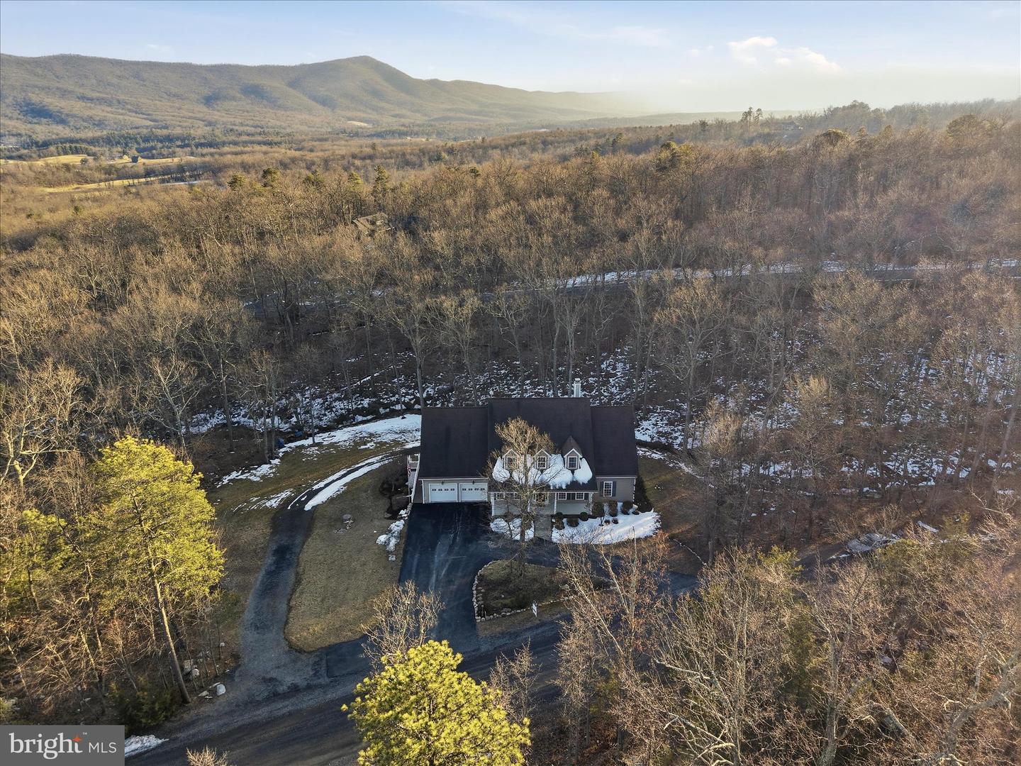 100 NAZARETH DR, FORT VALLEY, Virginia 22652, 5 Bedrooms Bedrooms, 10 Rooms Rooms,5 BathroomsBathrooms,Residential,For sale,100 NAZARETH DR,VASH2013644 MLS # VASH2013644