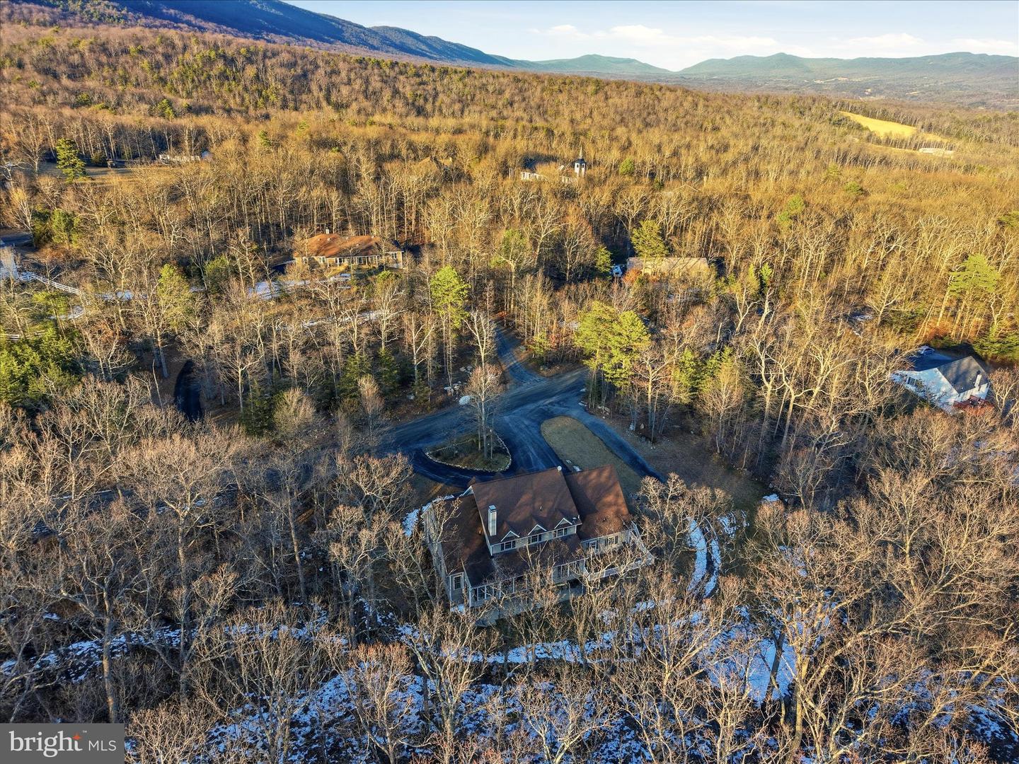 100 NAZARETH DR, FORT VALLEY, Virginia 22652, 5 Bedrooms Bedrooms, 10 Rooms Rooms,5 BathroomsBathrooms,Residential,For sale,100 NAZARETH DR,VASH2013644 MLS # VASH2013644