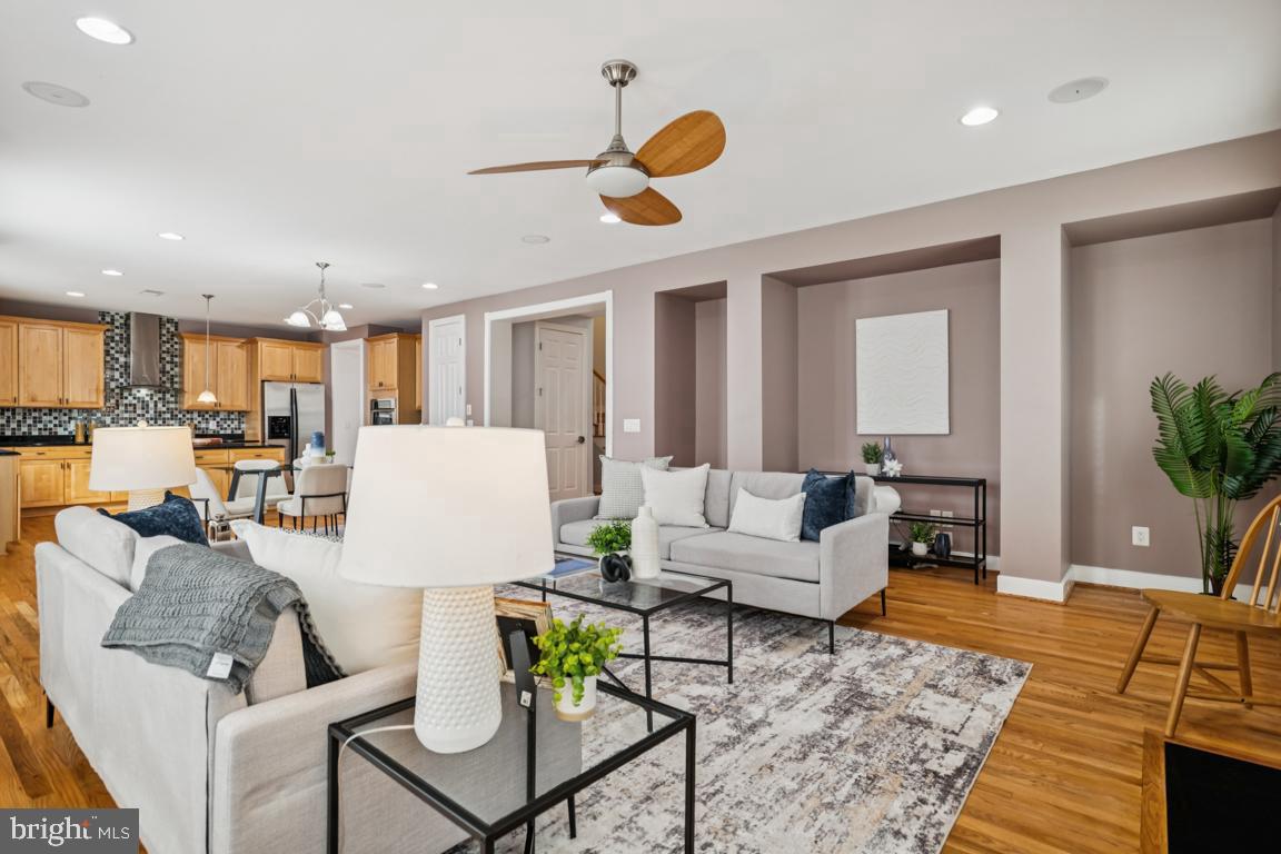 41881 REDGATE WAY, ASHBURN, Virginia 20148, 5 Bedrooms Bedrooms, ,3 BathroomsBathrooms,Residential,For sale,41881 REDGATE WAY,VALO2116384 MLS # VALO2116384