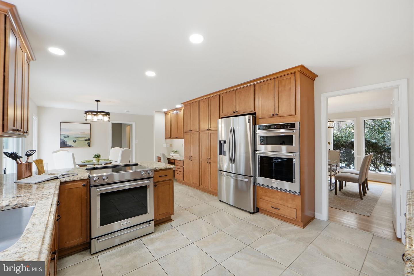 11480 ROBERT STEPHENS DR, FAIRFAX STATION, Virginia 22039, 4 Bedrooms Bedrooms, 18 Rooms Rooms,3 BathroomsBathrooms,Residential,For sale,11480 ROBERT STEPHENS DR,VAFX2292062 MLS # VAFX2292062