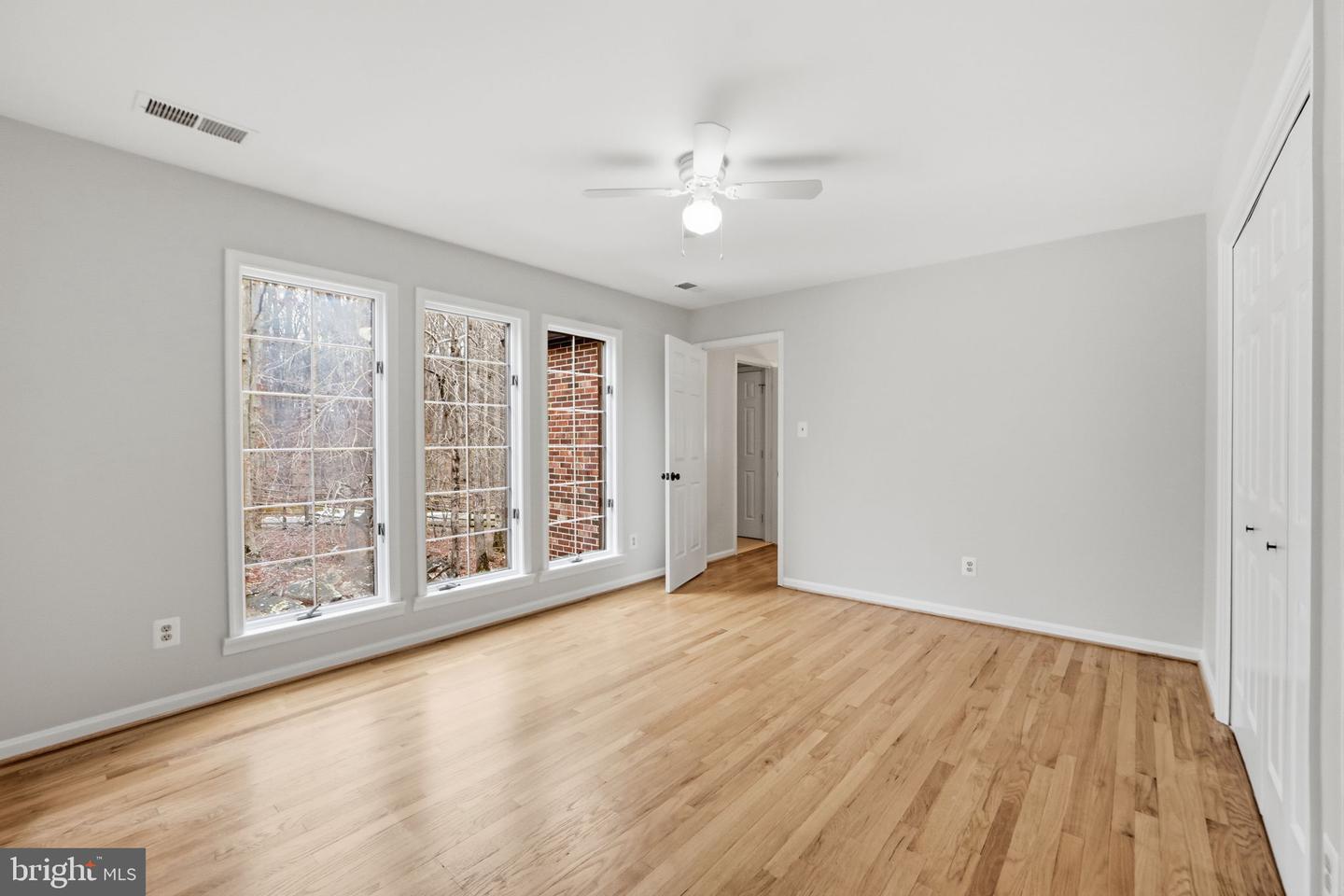 11480 ROBERT STEPHENS DR, FAIRFAX STATION, Virginia 22039, 4 Bedrooms Bedrooms, 18 Rooms Rooms,3 BathroomsBathrooms,Residential,For sale,11480 ROBERT STEPHENS DR,VAFX2292062 MLS # VAFX2292062