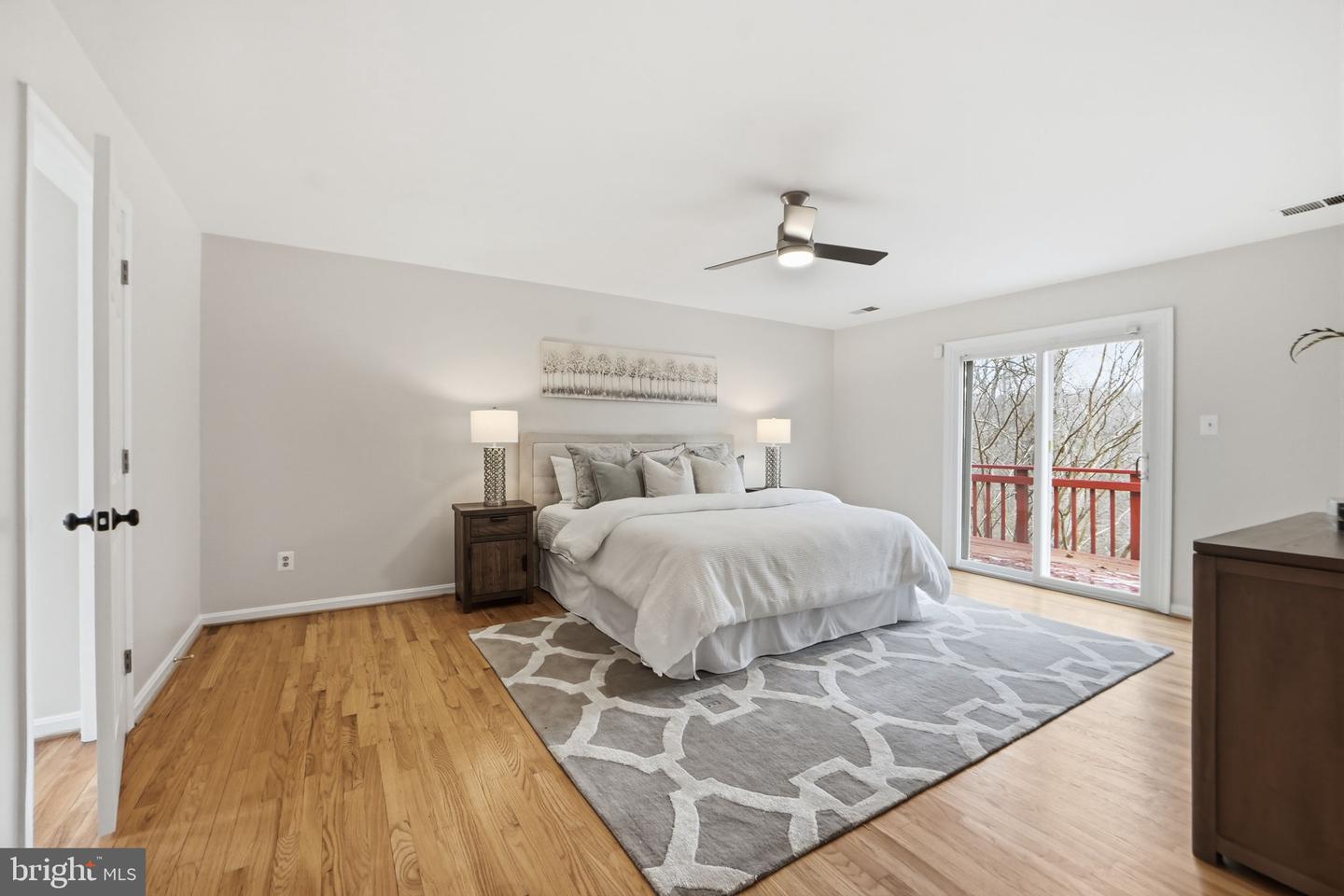 11480 ROBERT STEPHENS DR, FAIRFAX STATION, Virginia 22039, 4 Bedrooms Bedrooms, 18 Rooms Rooms,3 BathroomsBathrooms,Residential,For sale,11480 ROBERT STEPHENS DR,VAFX2292062 MLS # VAFX2292062