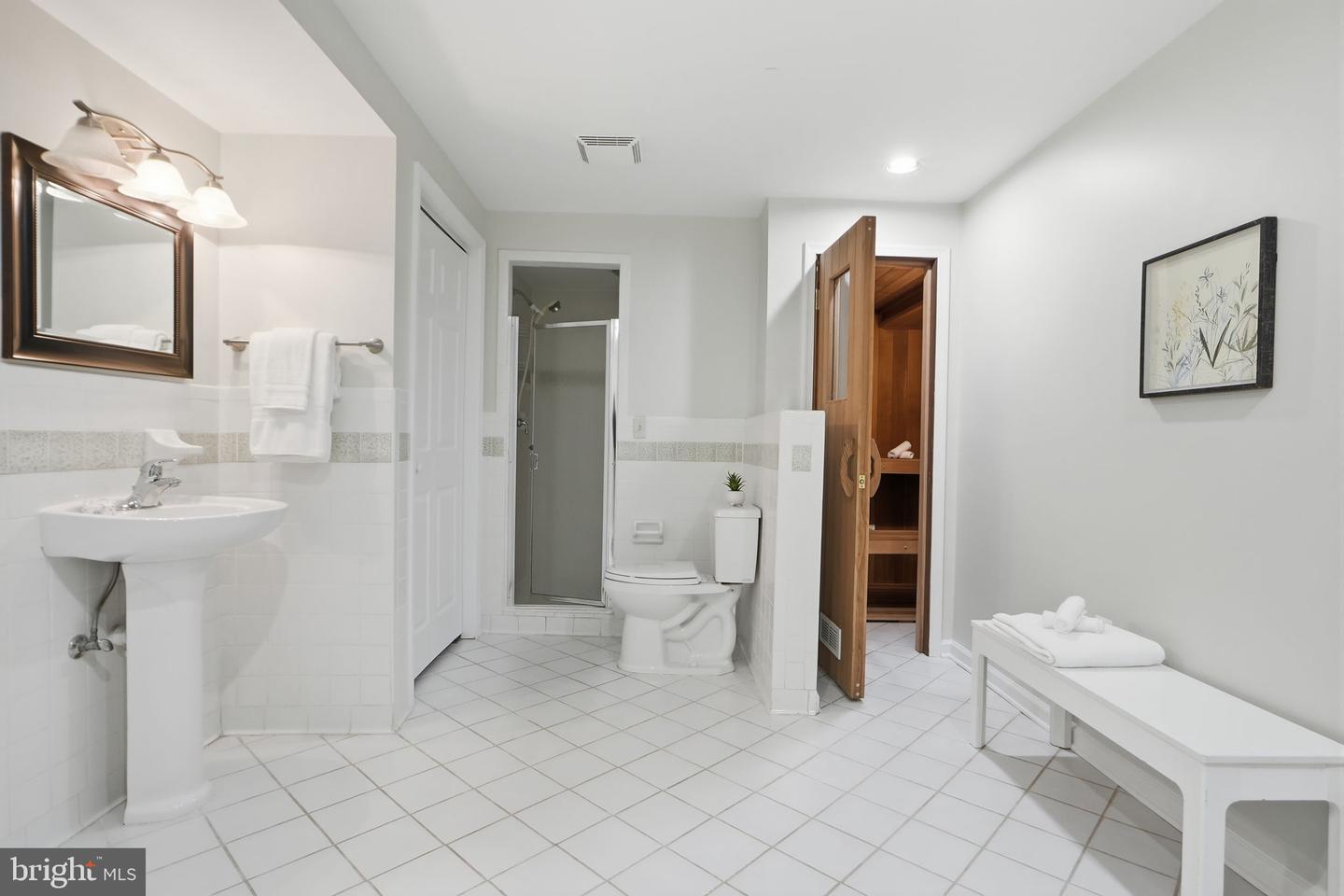 11480 ROBERT STEPHENS DR, FAIRFAX STATION, Virginia 22039, 4 Bedrooms Bedrooms, 18 Rooms Rooms,3 BathroomsBathrooms,Residential,For sale,11480 ROBERT STEPHENS DR,VAFX2292062 MLS # VAFX2292062