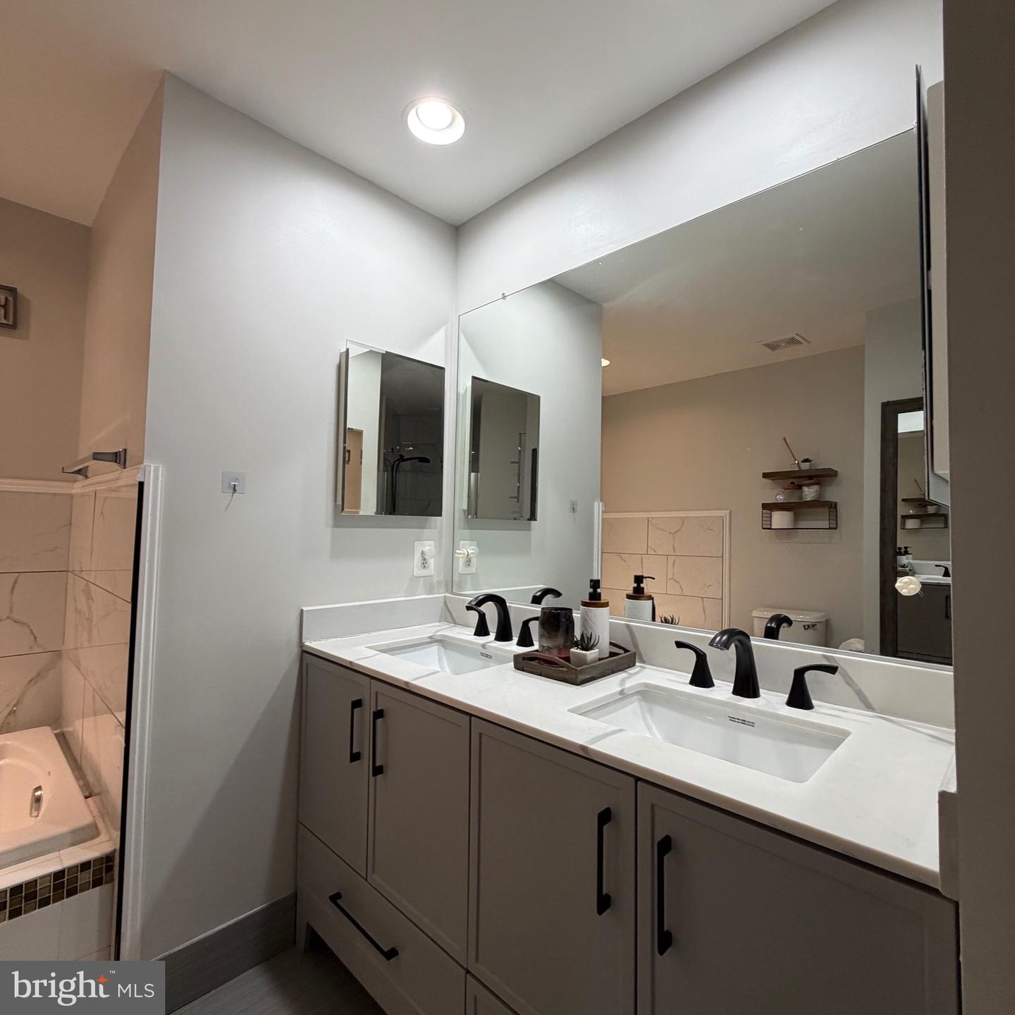 23466 TWIN FALLS TER, BRAMBLETON, Virginia 20148, 3 Bedrooms Bedrooms, ,3 BathroomsBathrooms,Residential,For sale,23466 TWIN FALLS TER,VALO2116386 MLS # VALO2116386 23466 TWIN FALLS TER, BRAMBLETON, Virginia 20148, 3 Bedrooms Bedrooms, ,3 BathroomsBathrooms,Residential,For sale,23466 TWIN FALLS TER,VALO2116386 MLS # VALO2116386