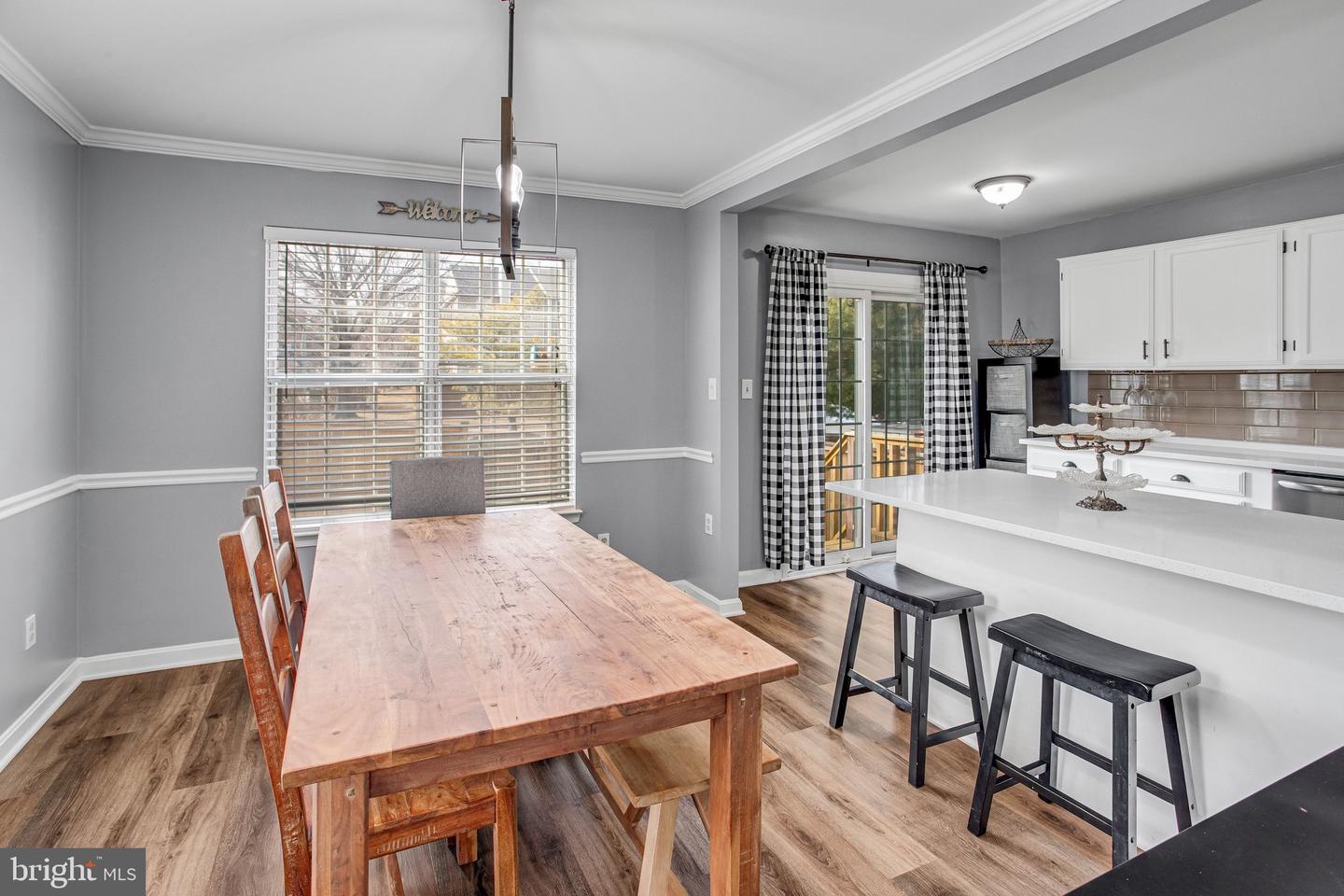 7945 GUNSTON WOODS PL, LORTON, Virginia 22079, 3 Bedrooms Bedrooms, ,3 BathroomsBathrooms,Residential,For sale,7945 GUNSTON WOODS PL,VAFX2292082 MLS # VAFX2292082