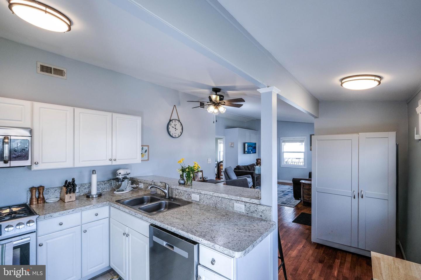 423 SHENANDOAH PL, WINCHESTER, Virginia 22601, 3 Bedrooms Bedrooms, 7 Rooms Rooms,1 BathroomBathrooms,Residential,For sale,423 SHENANDOAH PL,VAWI2010016 MLS # VAWI2010016