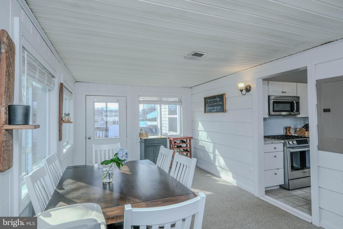 423 SHENANDOAH PL, WINCHESTER, Virginia 22601, 3 Bedrooms Bedrooms, 7 Rooms Rooms,1 BathroomBathrooms,Residential,For sale,423 SHENANDOAH PL,VAWI2010016 MLS # VAWI2010016