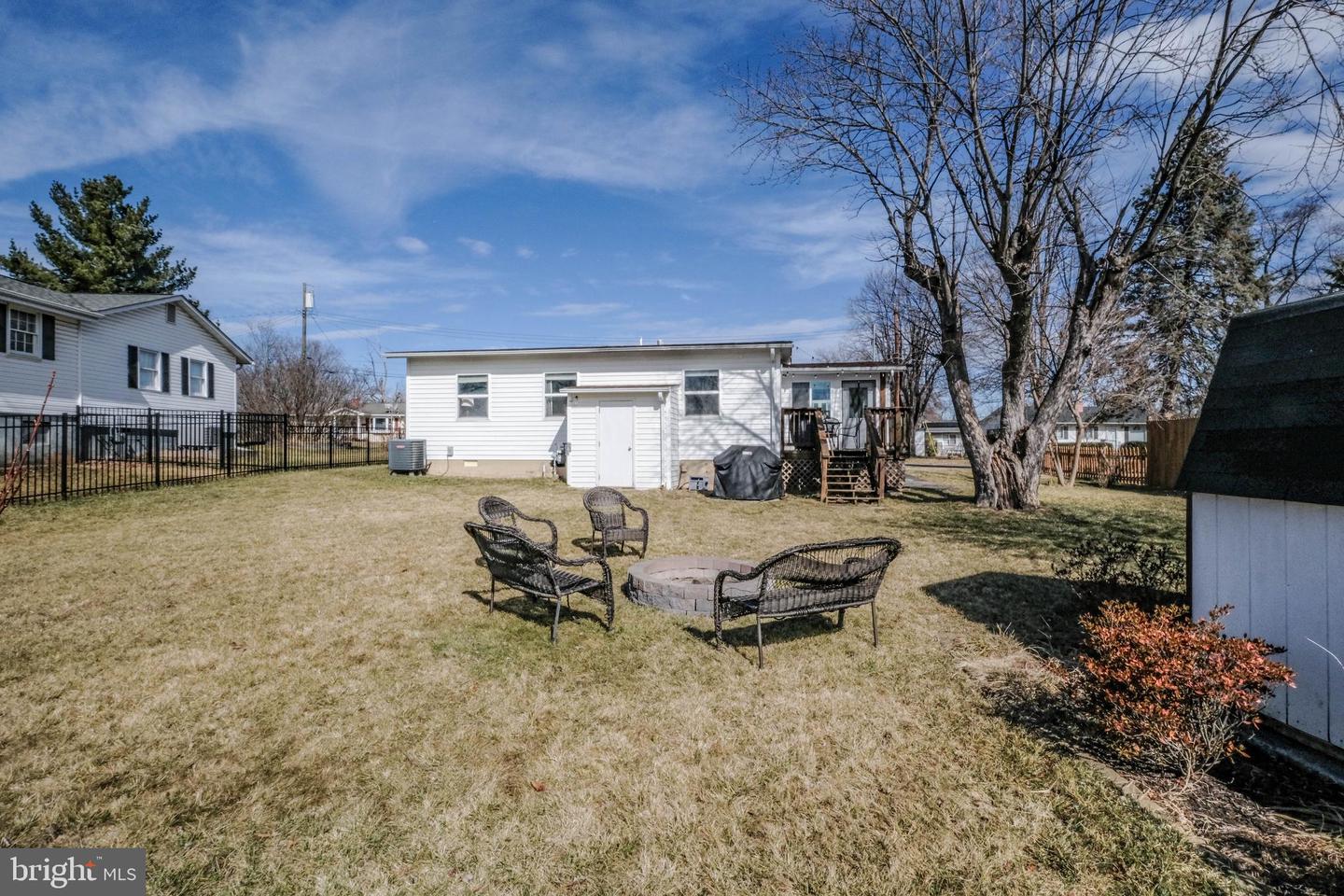 423 SHENANDOAH PL, WINCHESTER, Virginia 22601, 3 Bedrooms Bedrooms, 7 Rooms Rooms,1 BathroomBathrooms,Residential,For sale,423 SHENANDOAH PL,VAWI2010016 MLS # VAWI2010016