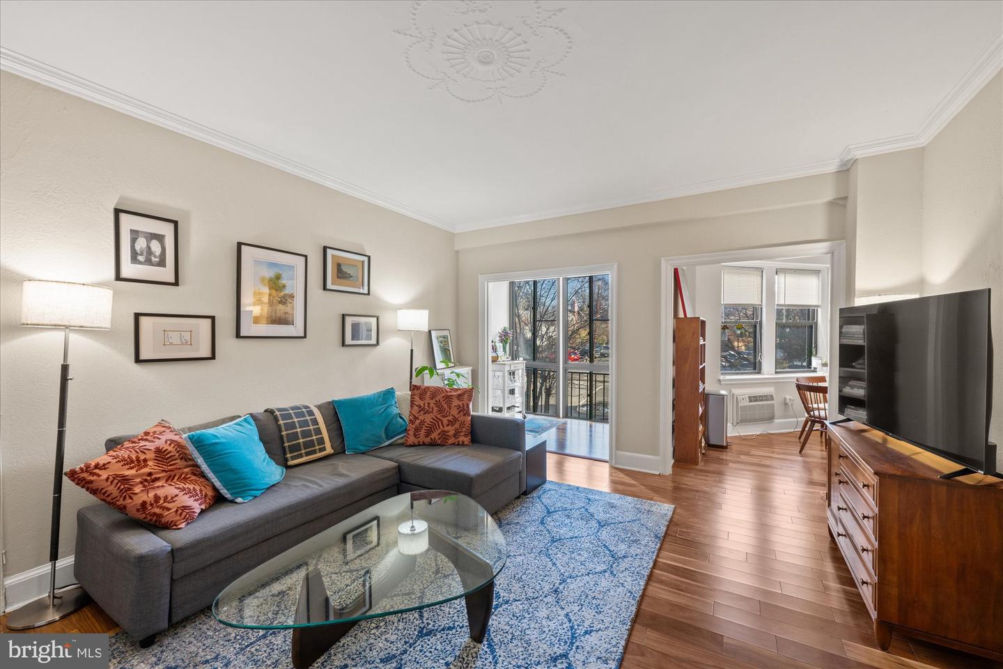 4701 CONNECTICUT AVE NW #105, WASHINGTON, District Of Columbia 20008, 2 Bedrooms Bedrooms, ,2 BathroomsBathrooms,Residential,For sale,4701 CONNECTICUT AVE NW #105,DCDC2247152 MLS # DCDC2247152
