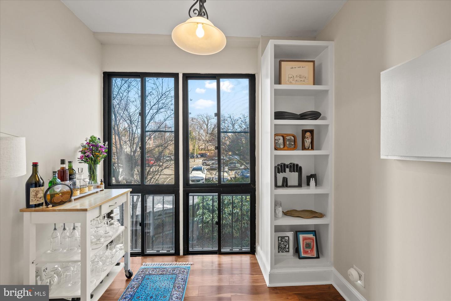 4701 CONNECTICUT AVE NW #105, WASHINGTON, District Of Columbia 20008, 2 Bedrooms Bedrooms, ,2 BathroomsBathrooms,Residential,For sale,4701 CONNECTICUT AVE NW #105,DCDC2247152 MLS # DCDC2247152