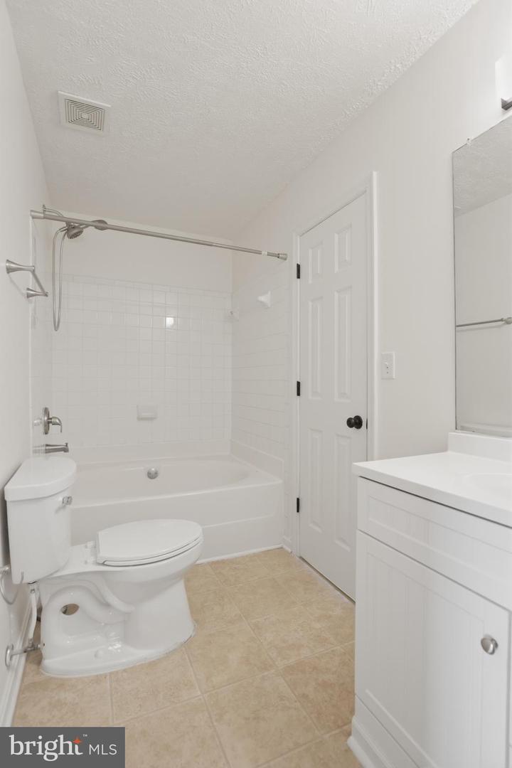 522 CLINT LN, FREDERICKSBURG, Virginia 22405, 3 Bedrooms Bedrooms, ,3 BathroomsBathrooms,Residential,For sale,522 CLINT LN,VAST2046340 MLS # VAST2046340